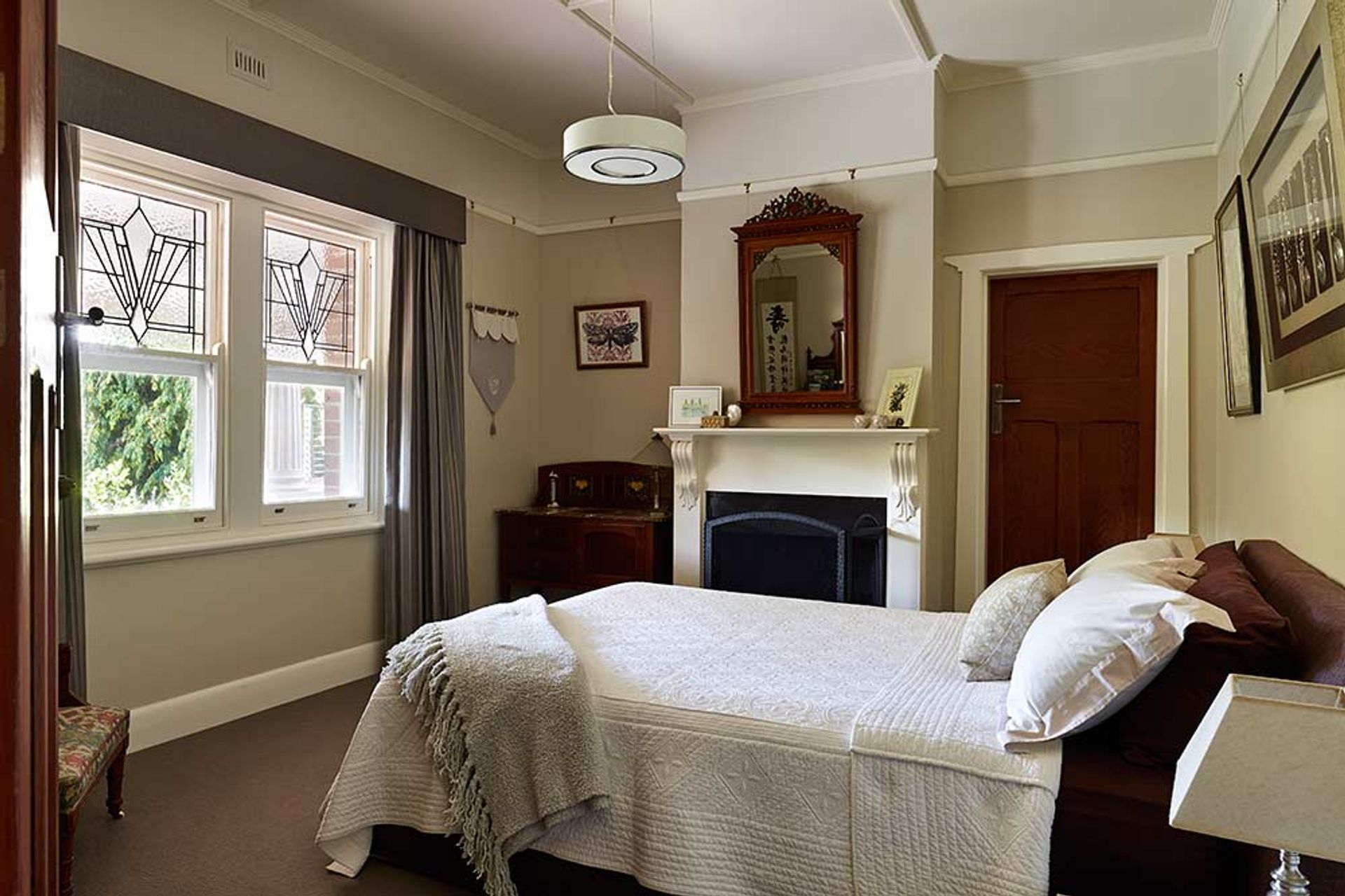 A HOUSE IN THE GARDEN