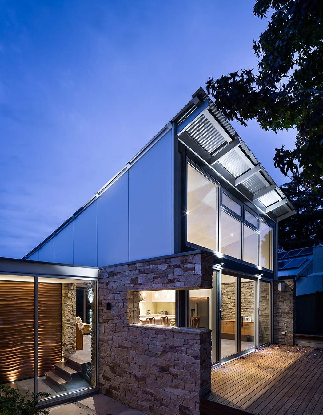 A HOUSE IN THE GARDEN