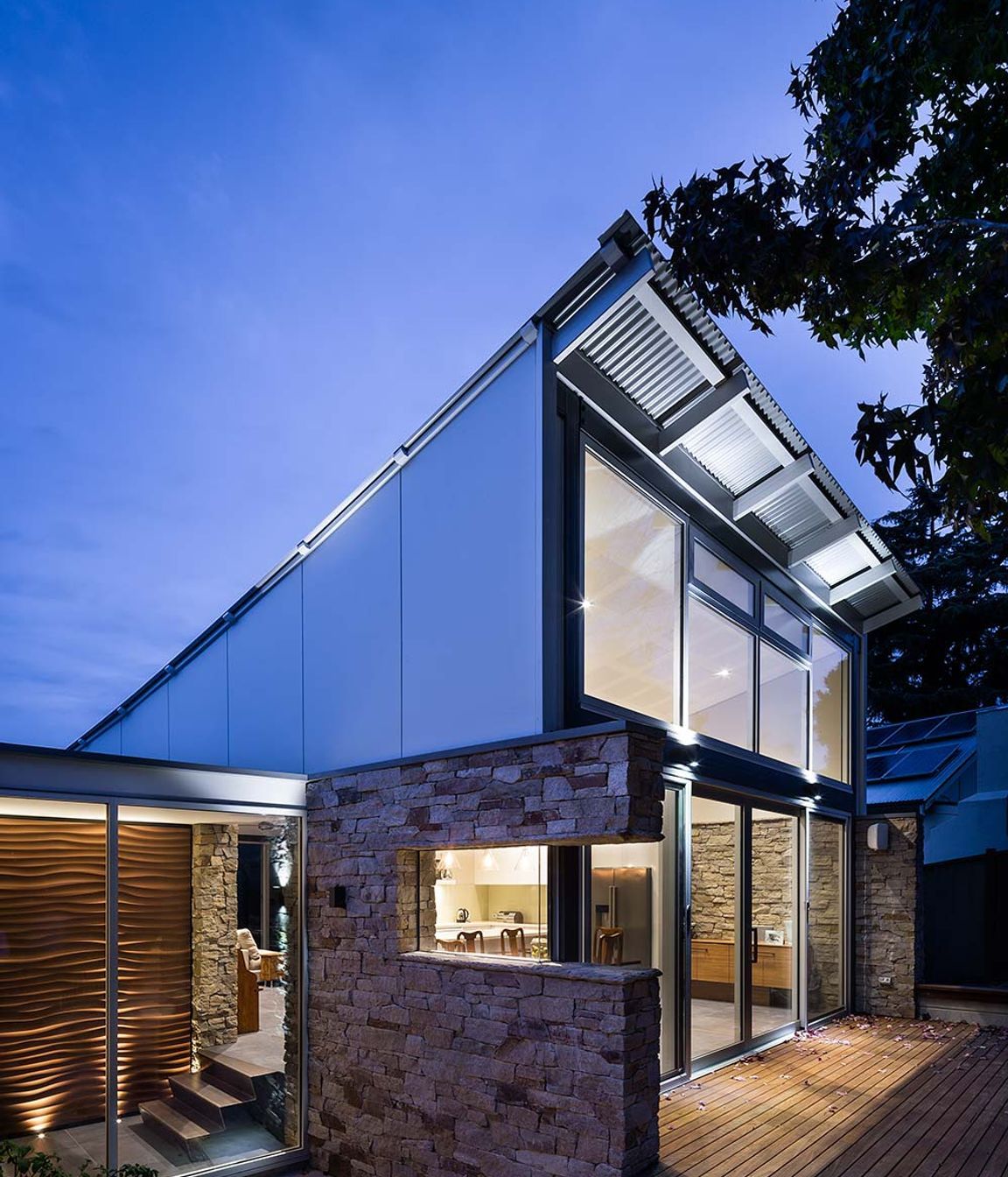 A HOUSE IN THE GARDEN