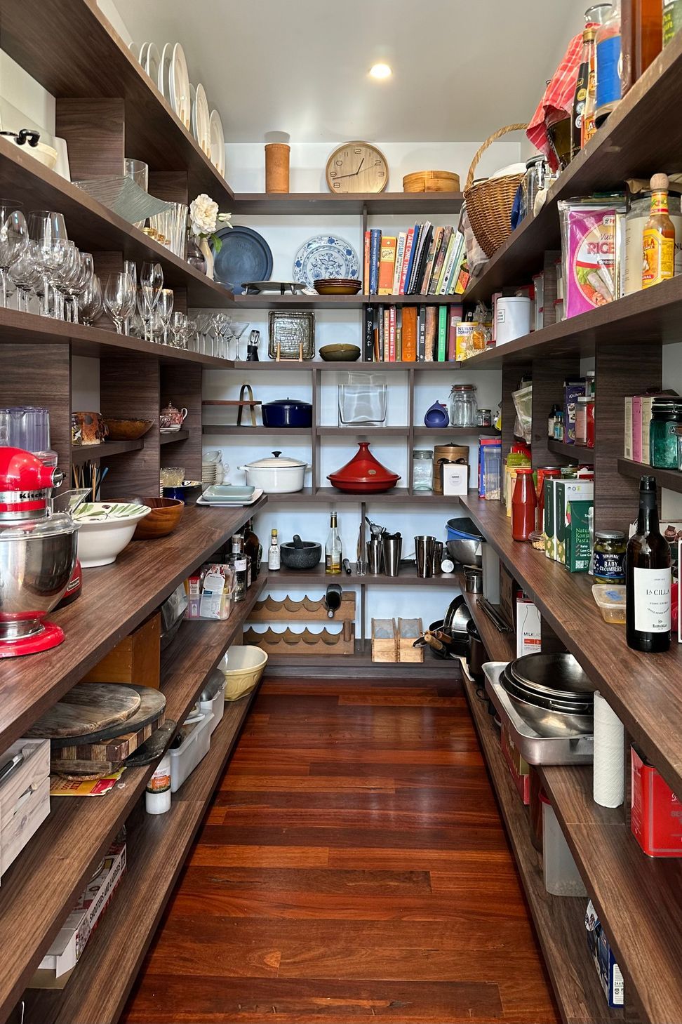 STEELEHOUSE57SouthSTPantry.jpg