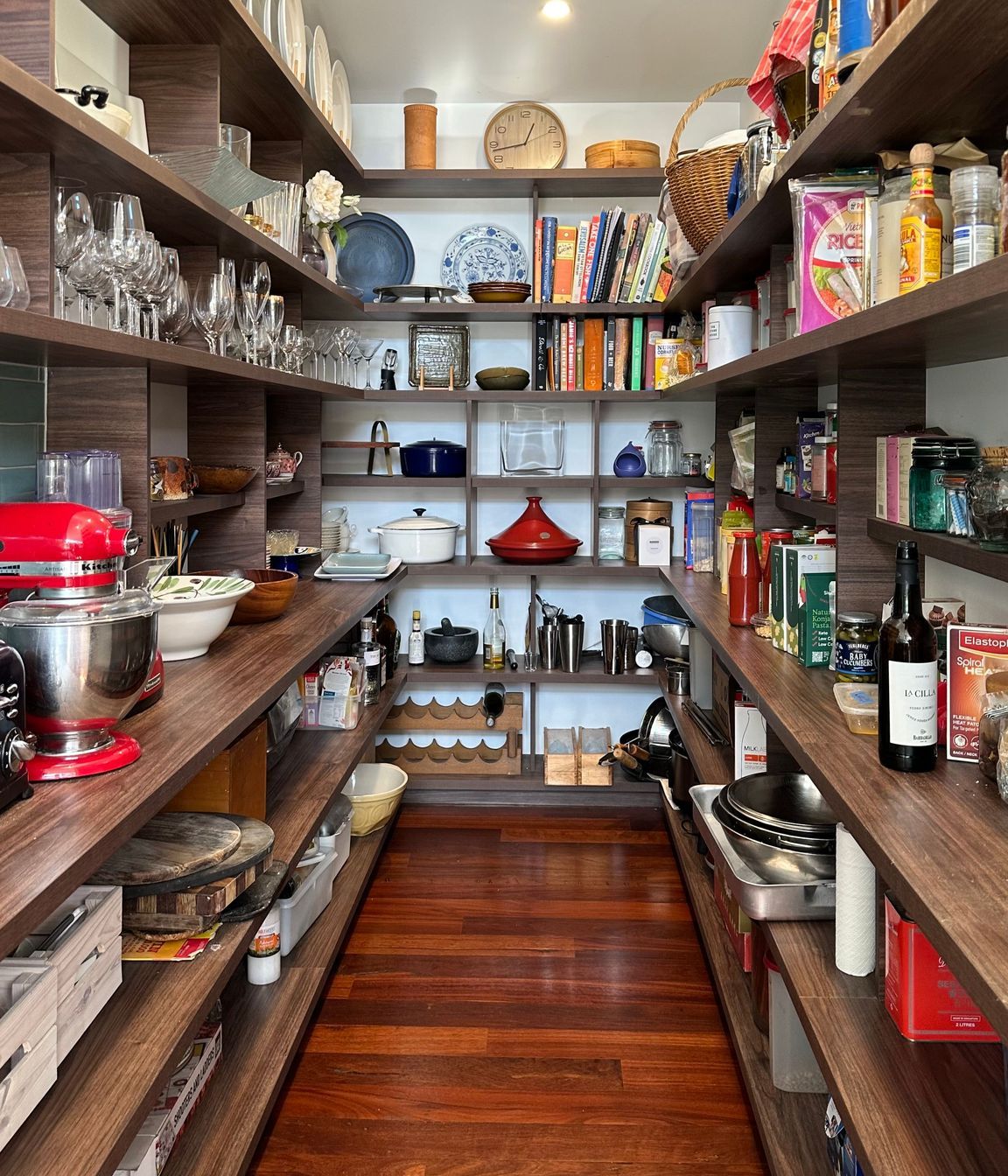 STEELEHOUSE57SouthSTPantry.jpg