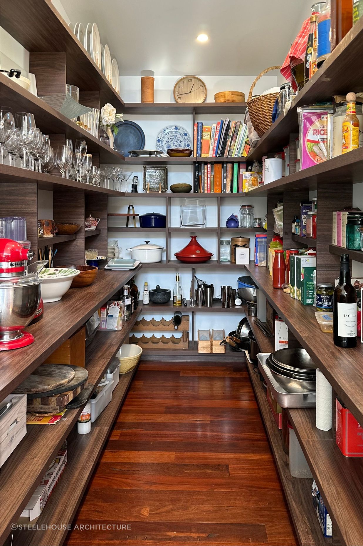 STEELEHOUSE57SouthSTPantry.jpg
