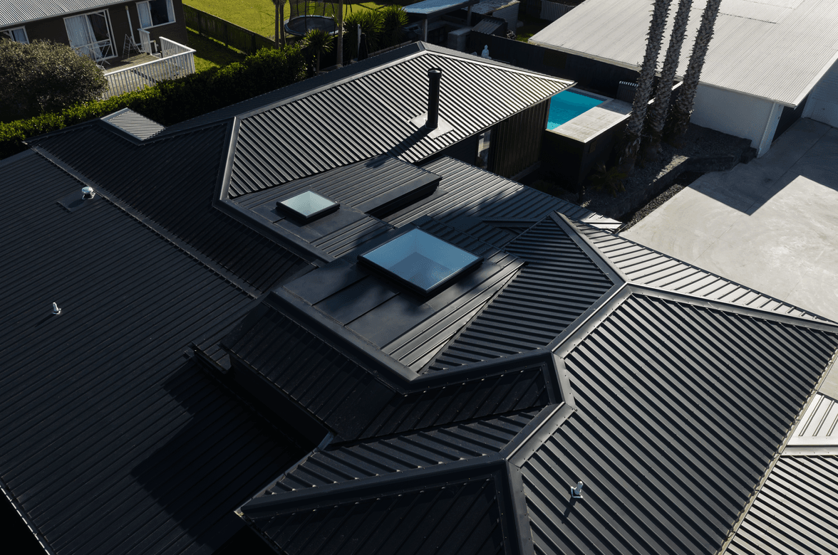 Trimrib no swage in Low Gloss Black