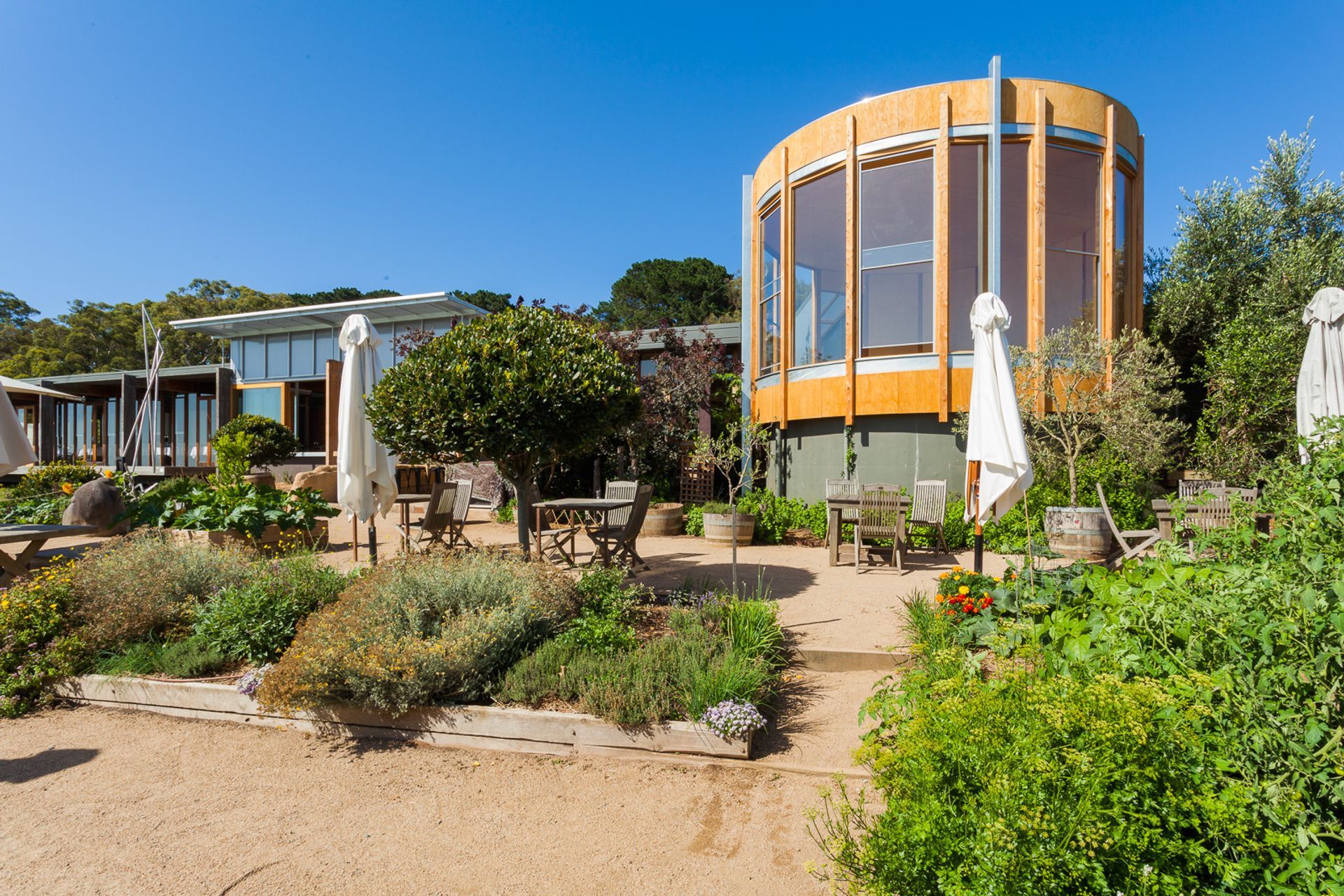 Montalto - Piazza and Celler door extension