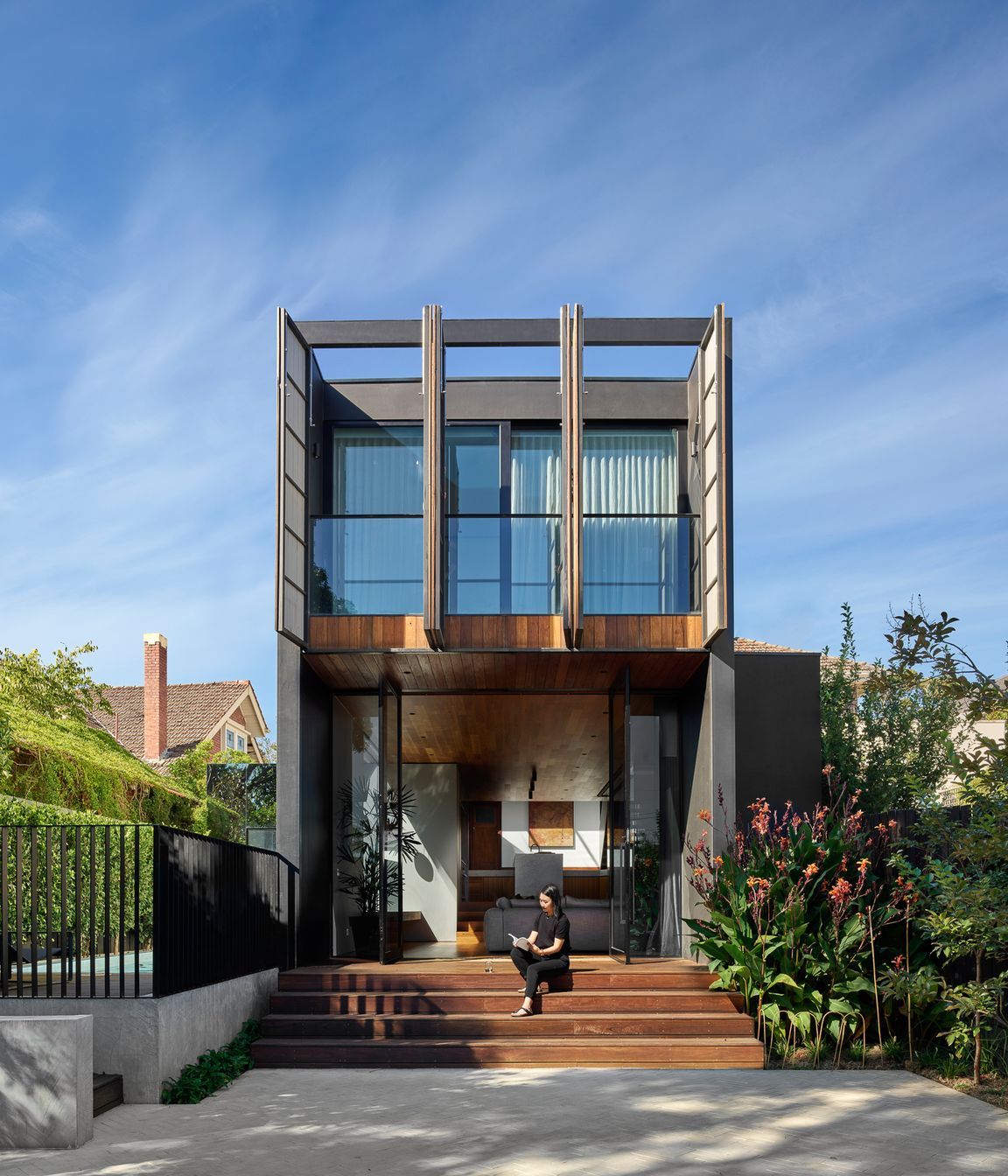 **Open Shut House