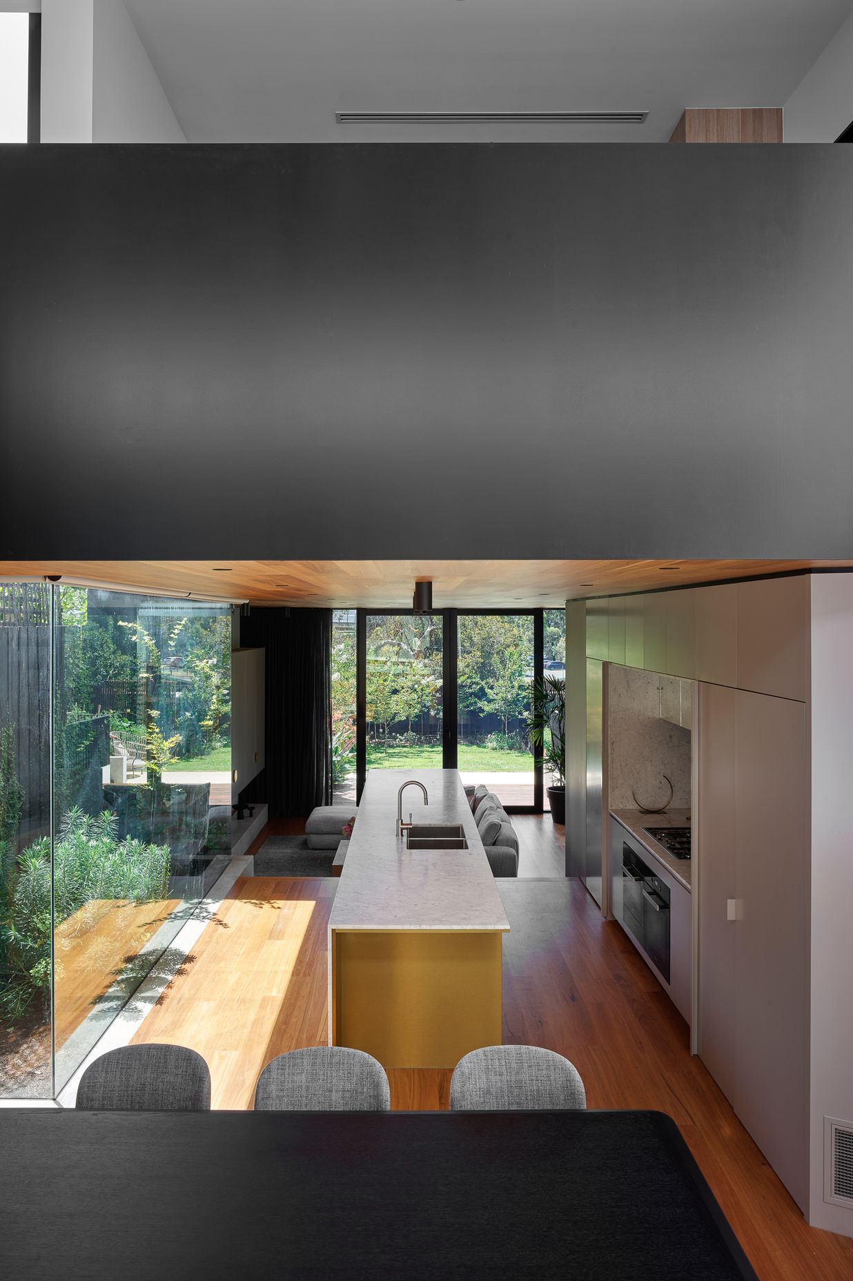 **Open Shut House