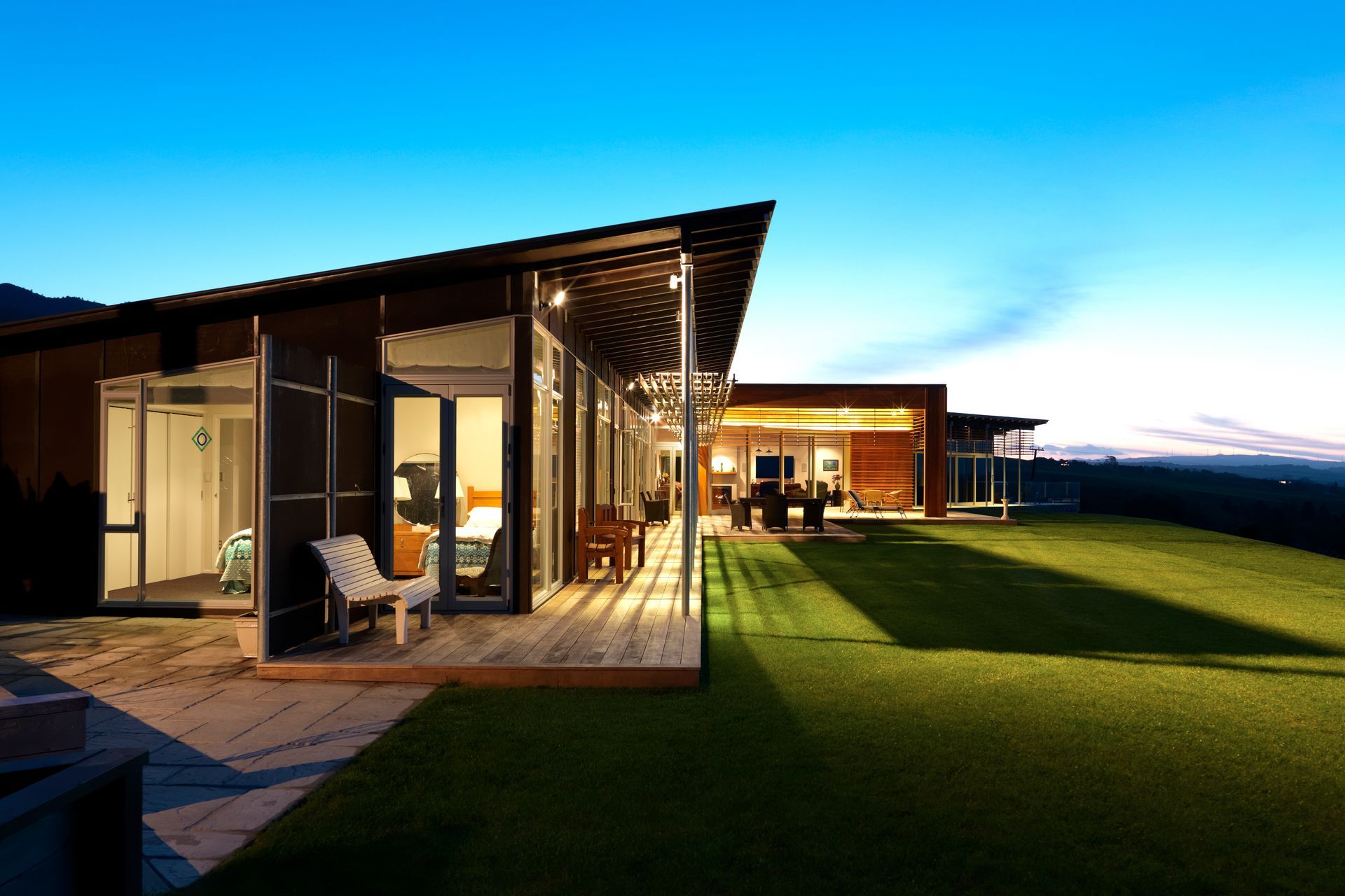Wisleys-House-Night-Shoot-0011.jpg