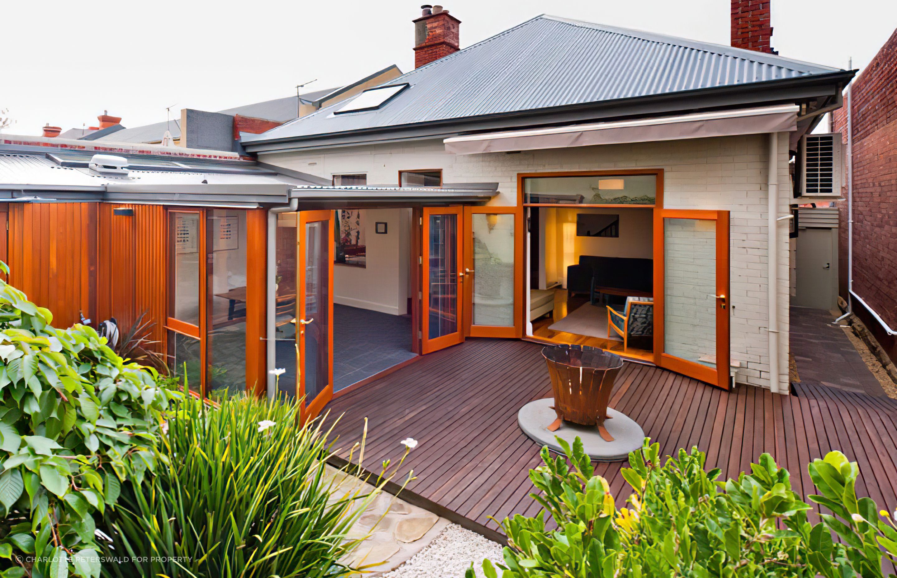 buildmestrahanst-deck-gigapixel-standard-scale-481x.jpg