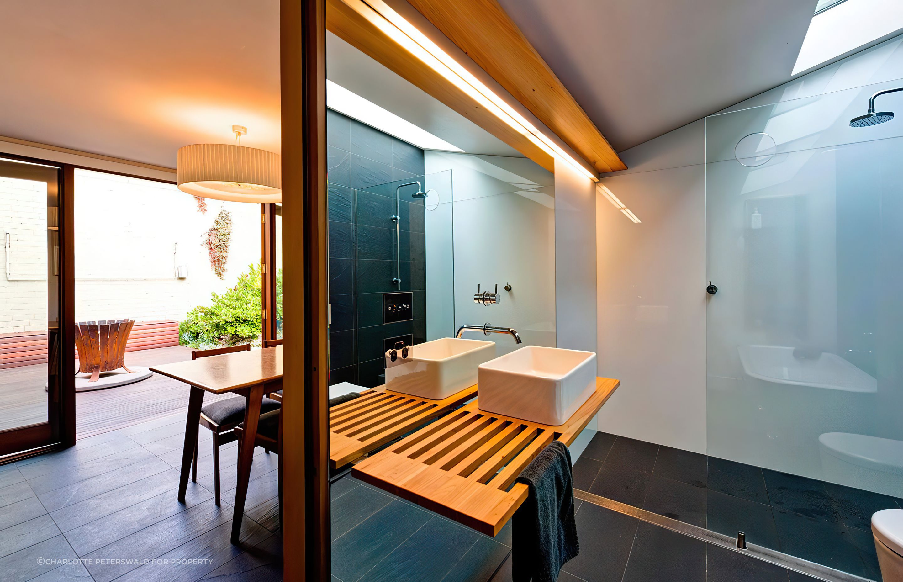 buildmestrahanst-patio-gigapixel-standard-scale-481x.jpg