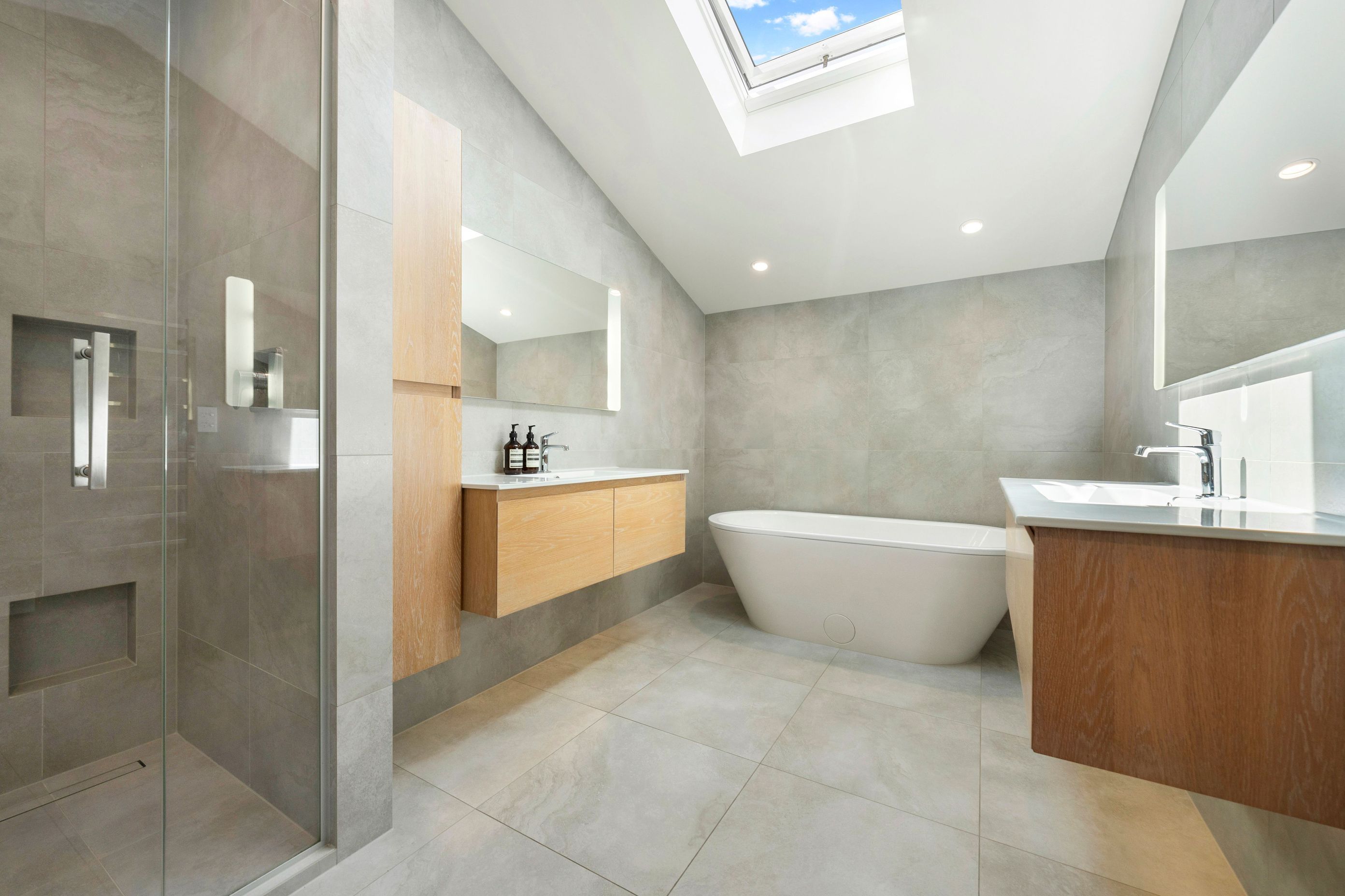 main-bathroom.jpg