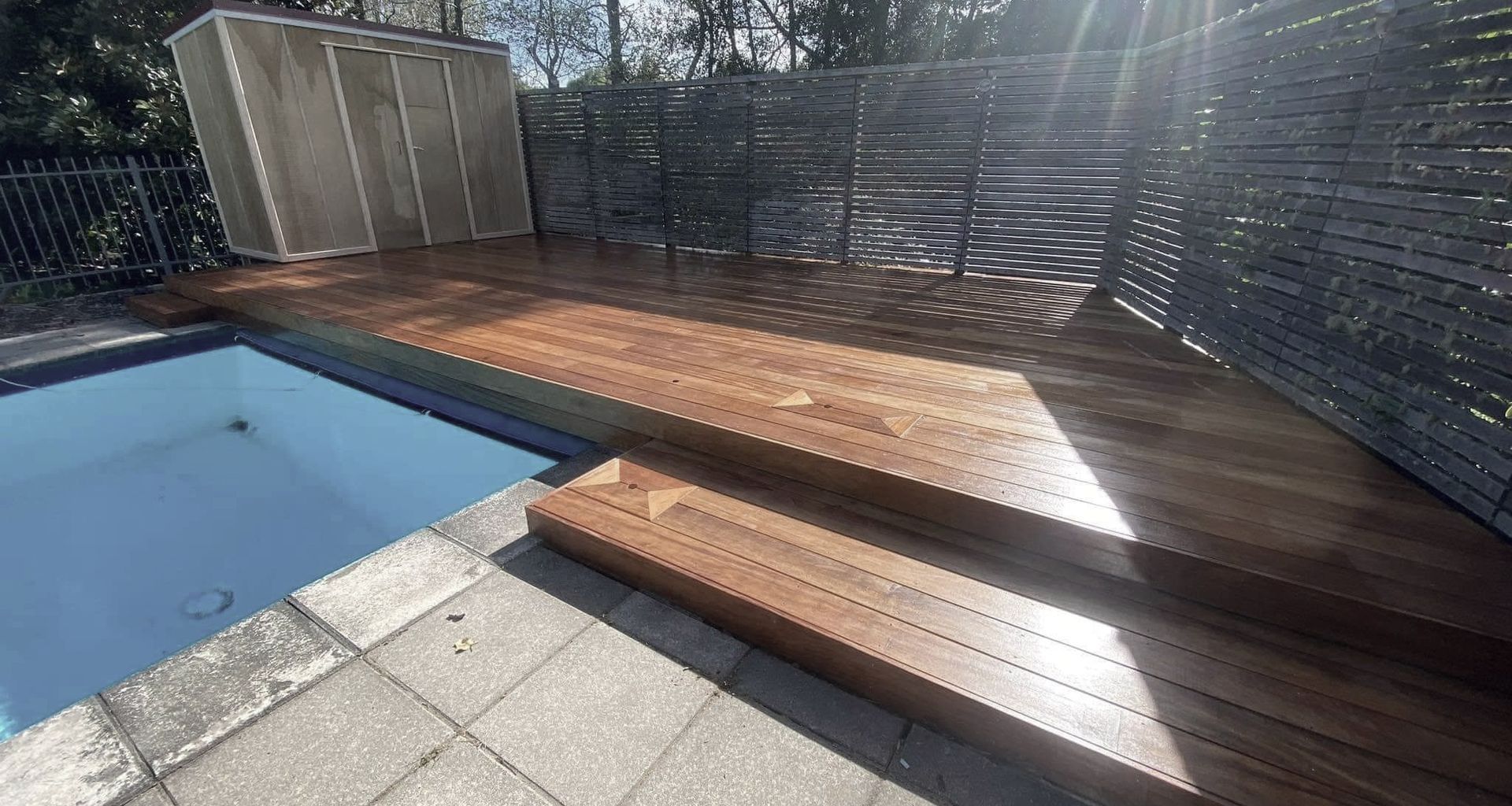Garapa Pool Deck banner