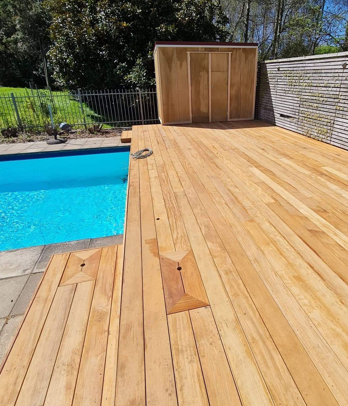 Garapa Pool Deck