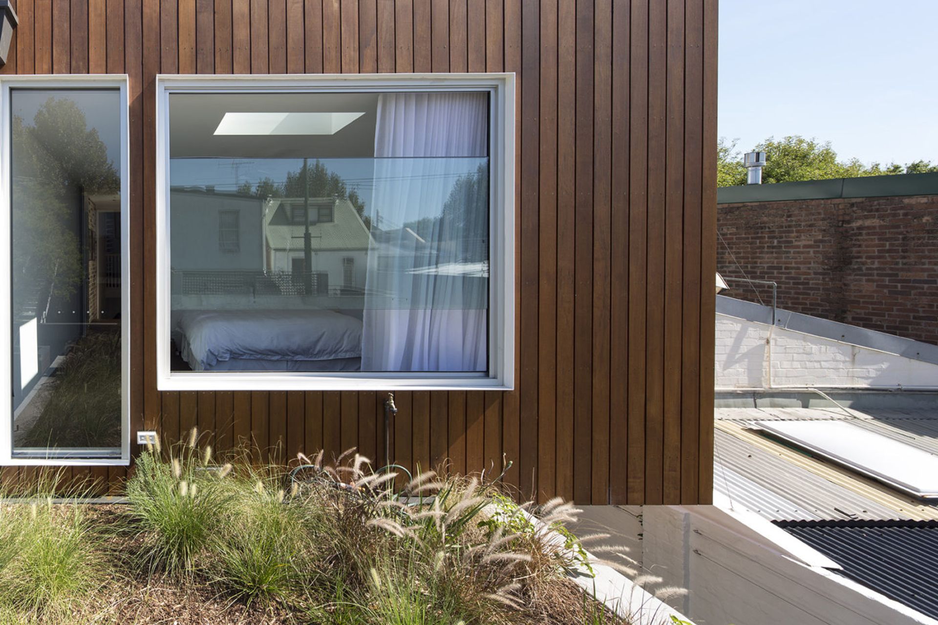 Long Courtyard House