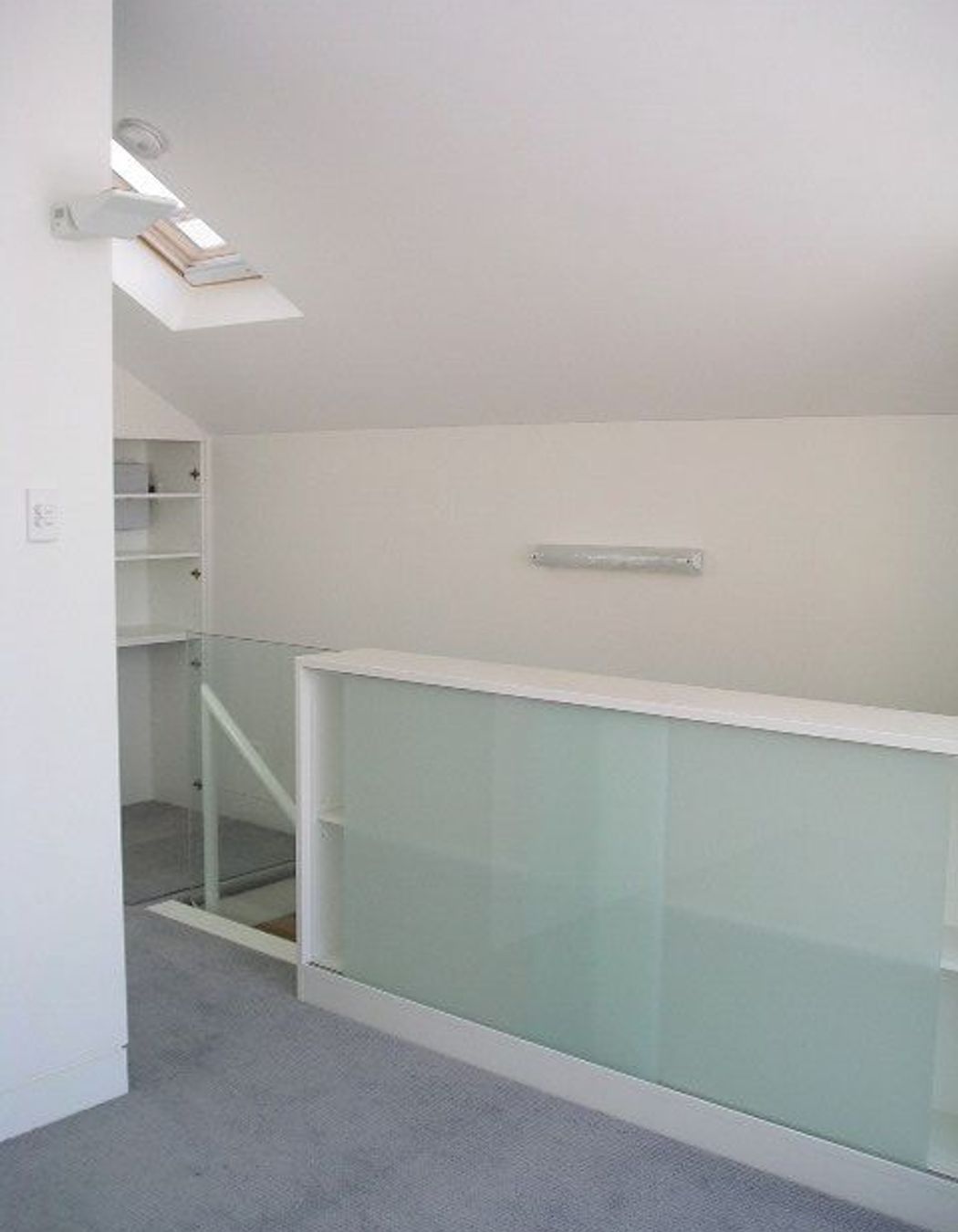 upper level stair landing with joinery balustrade