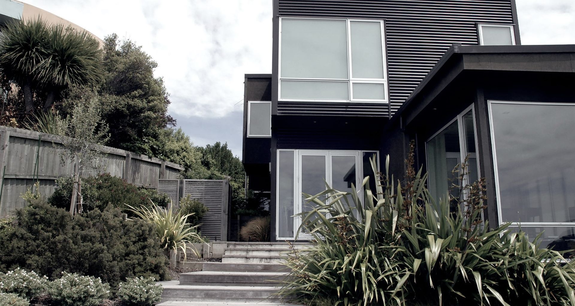 Diamond Harbour Residence banner