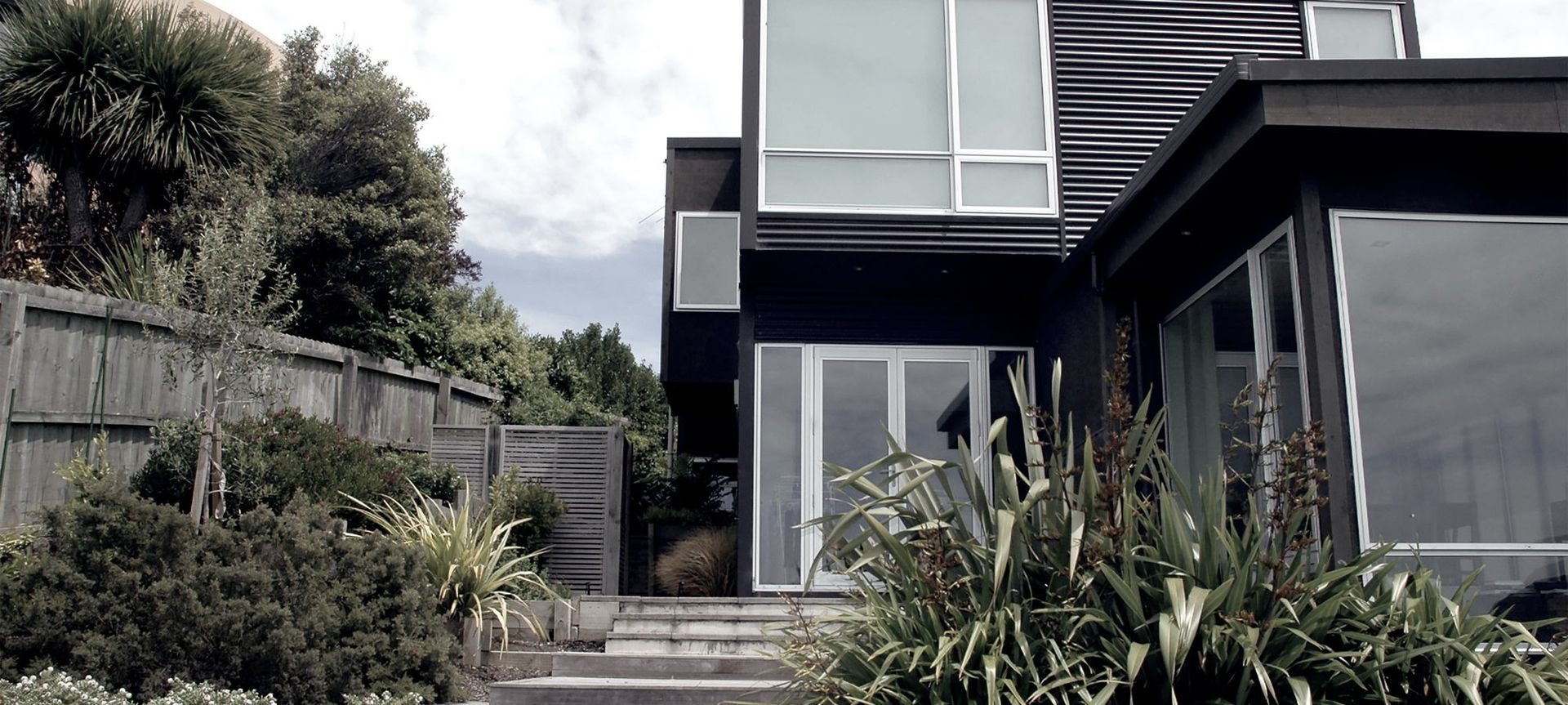 Diamond Harbour Residence banner