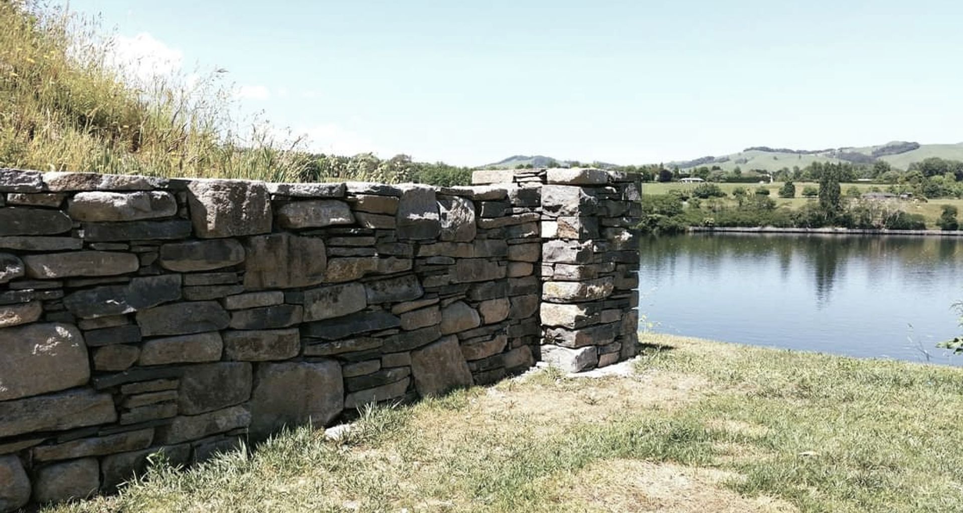 Andisite Wall banner