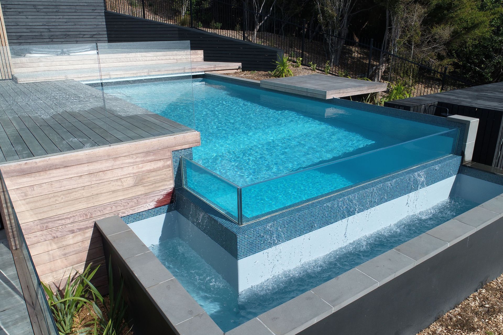 Glass Edge Infinity Pool