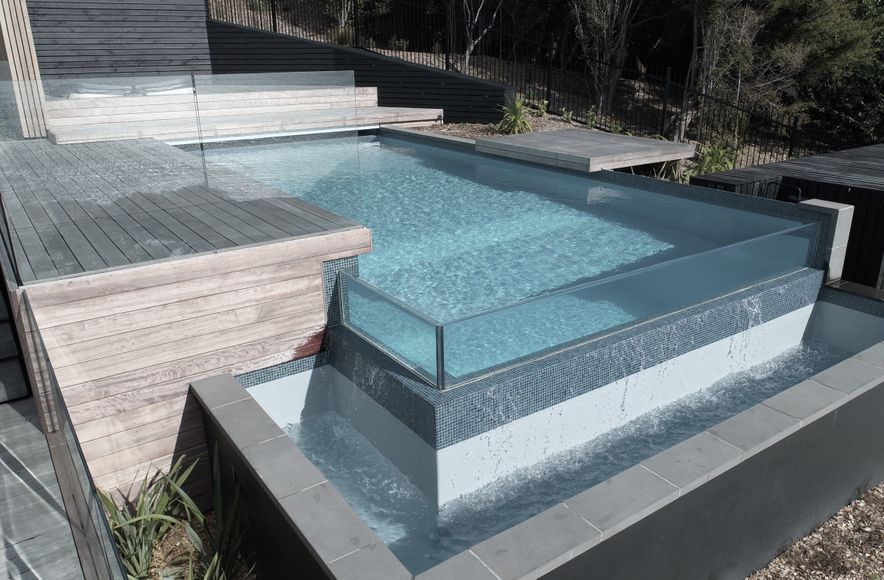 Glass Edge Infinity Pool