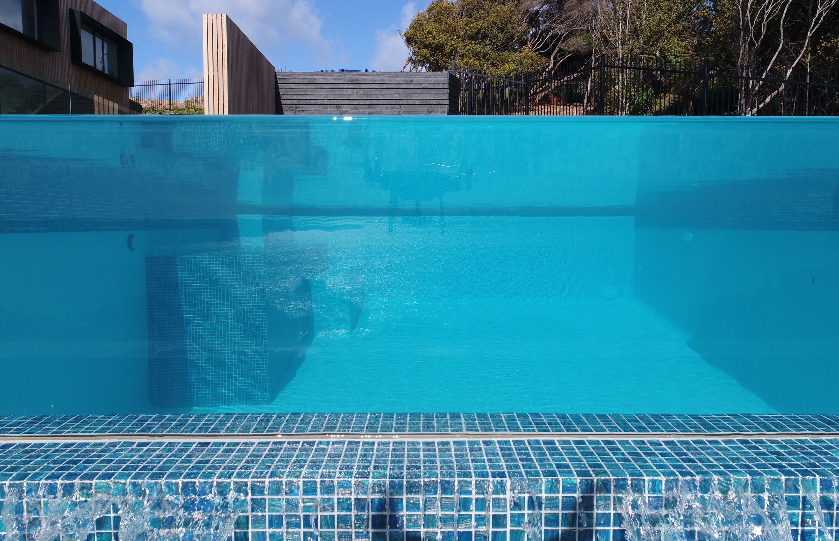 Glass Edge Infinity Pool