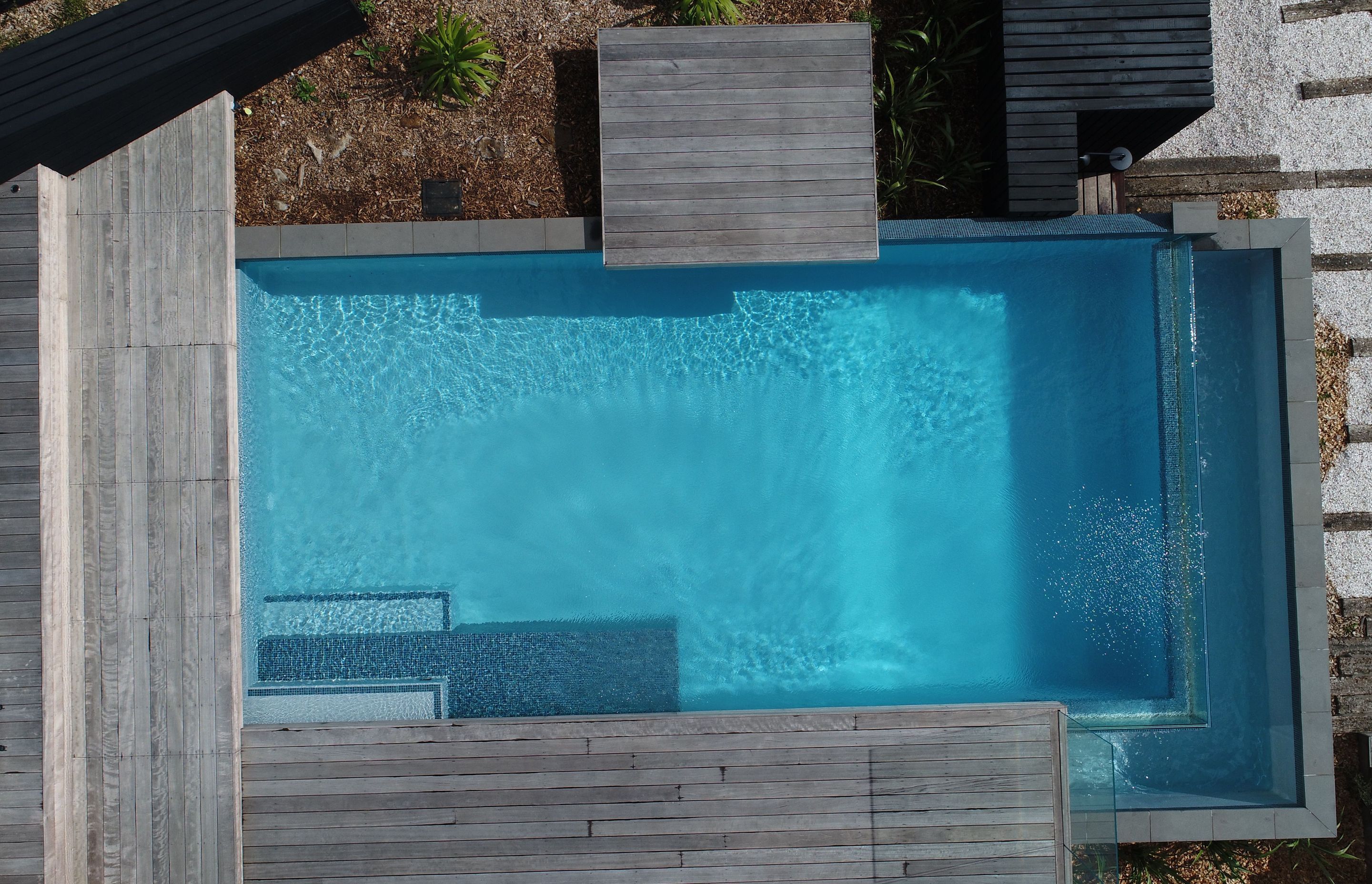 Glass Edge Infinity Pool