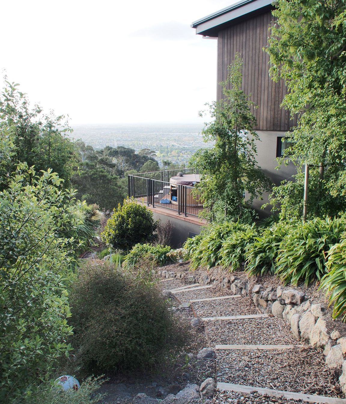 Huntsbury Hill Residence