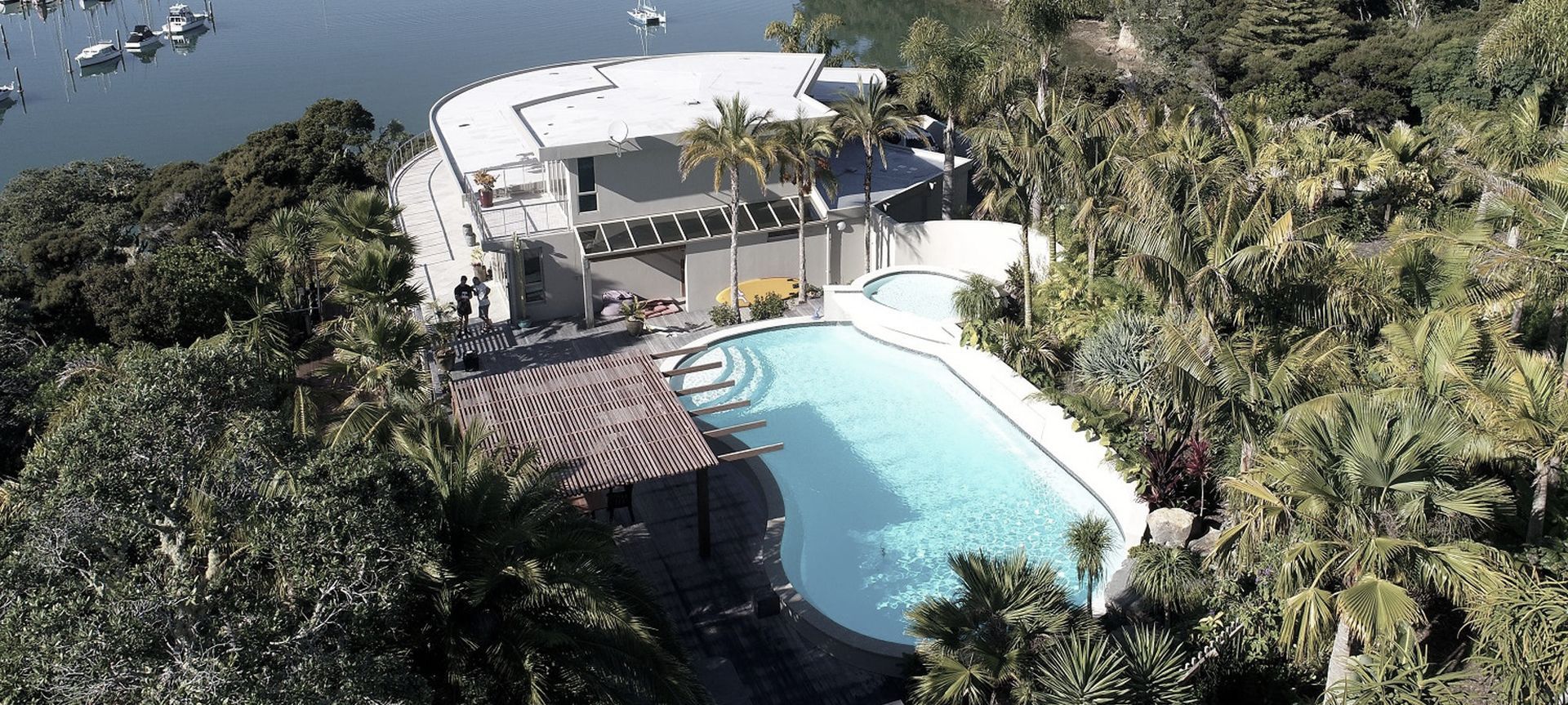Custom Pool Northland banner