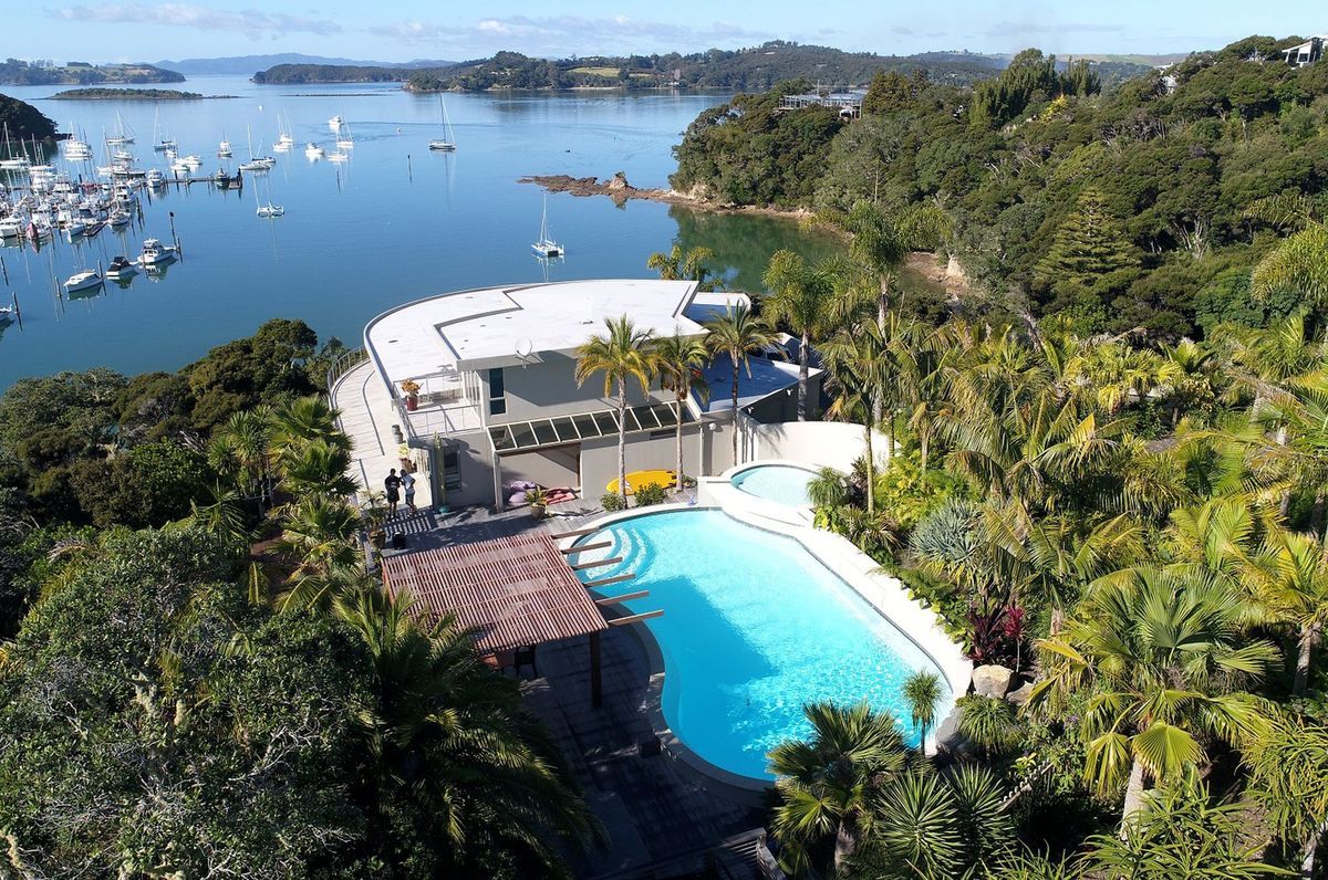 Custom Pool Northland