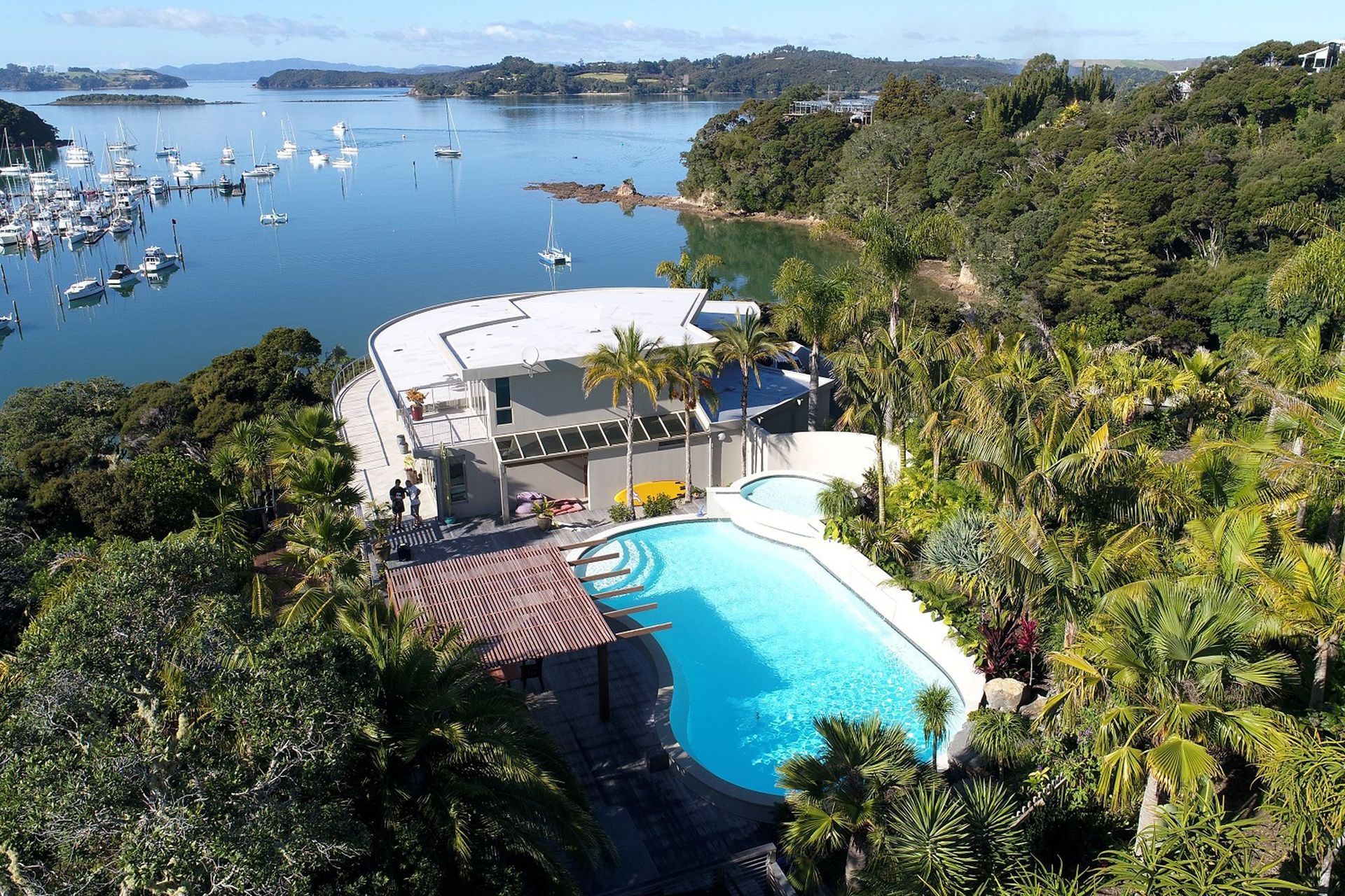 Custom Pool Northland