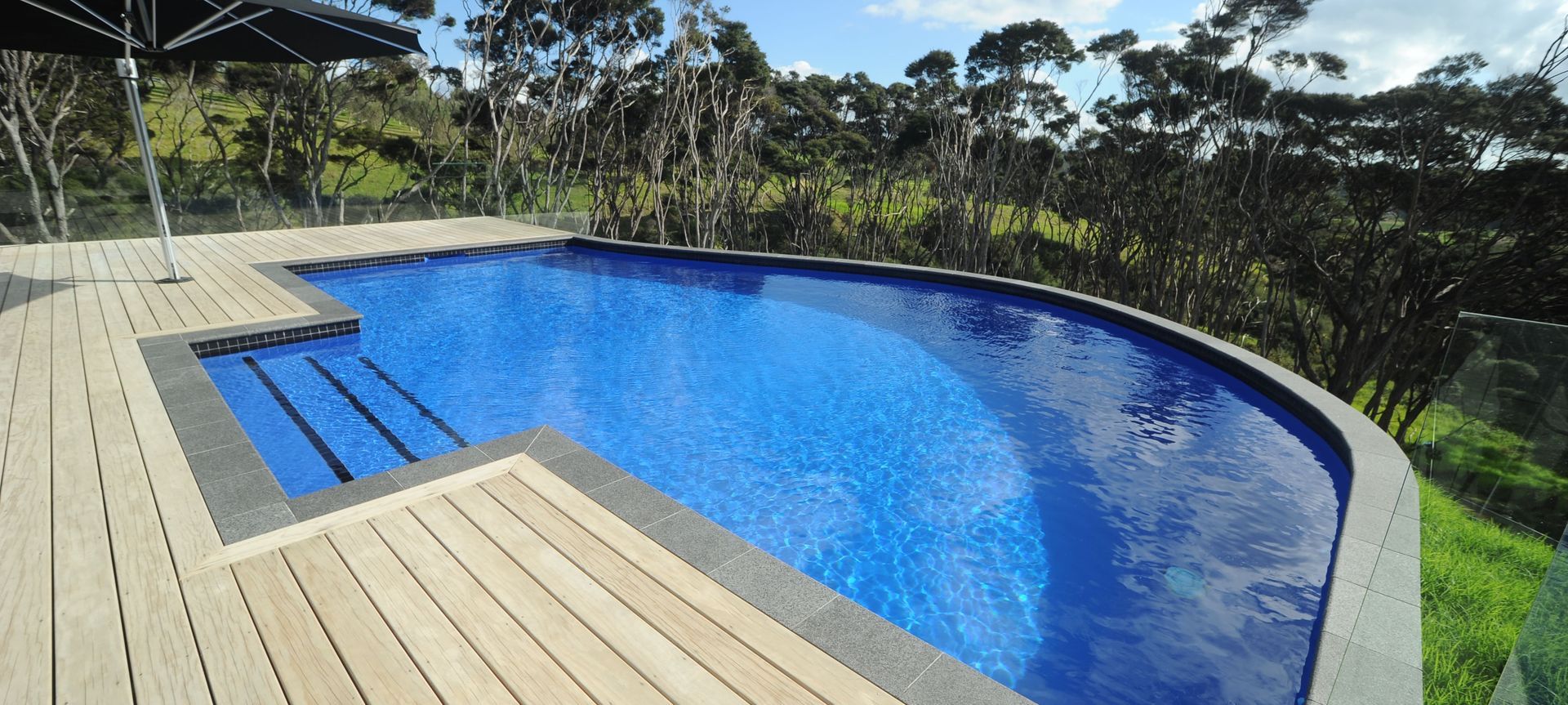 Custom Pool - Auckland 9 banner