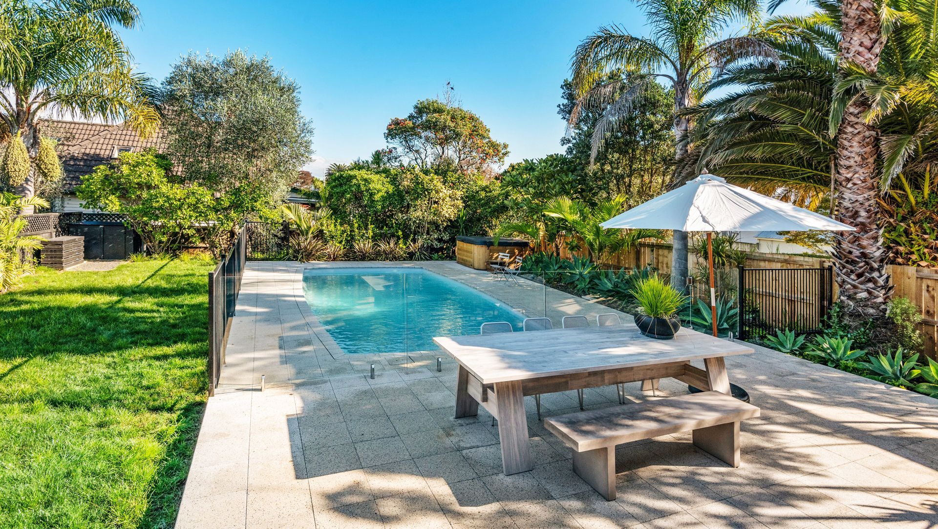 Custom Pool - Auckland 6 banner