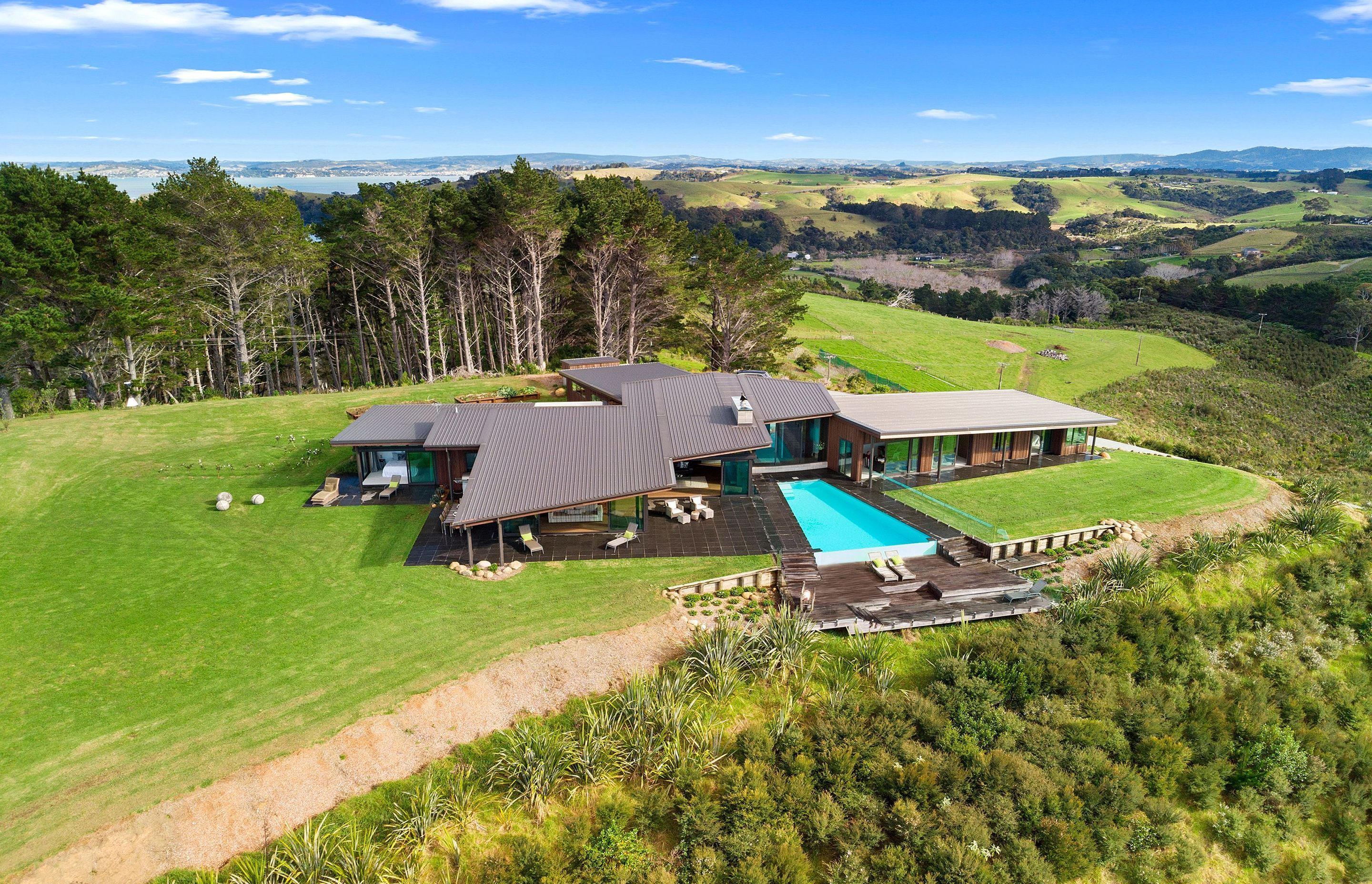 Custom Infinity Pool - Auckland