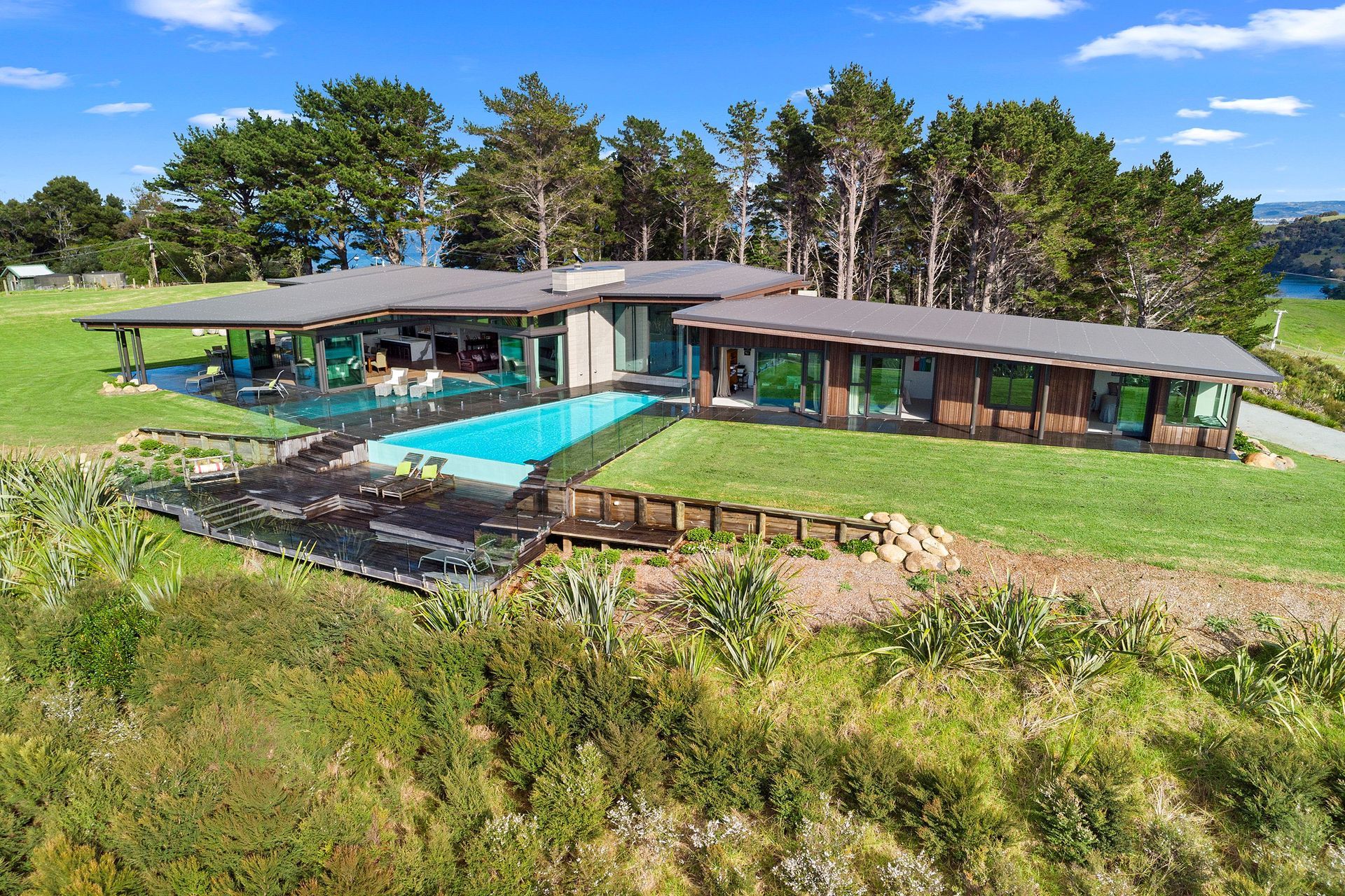 Custom Infinity Pool - Auckland