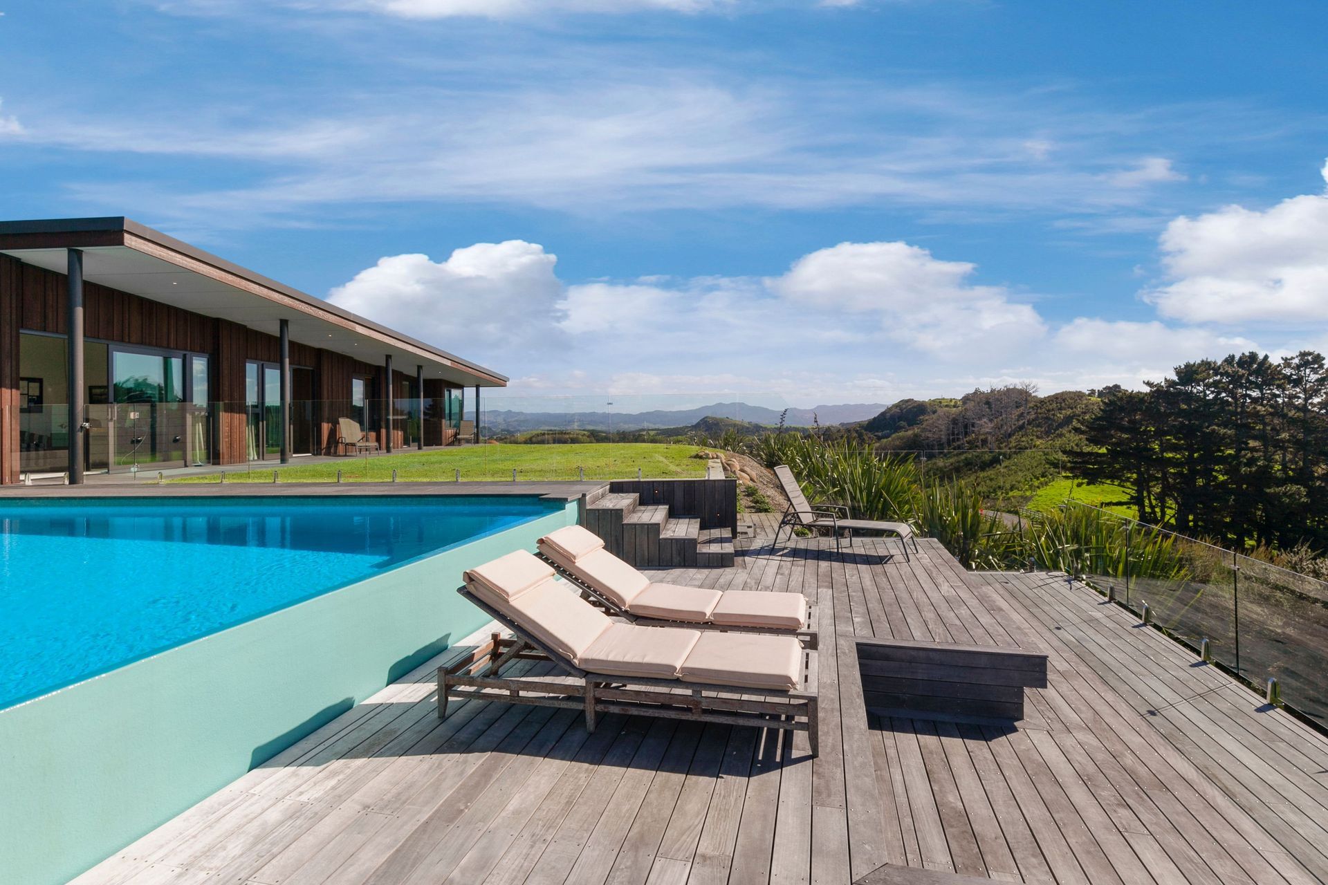 Custom Infinity Pool - Auckland