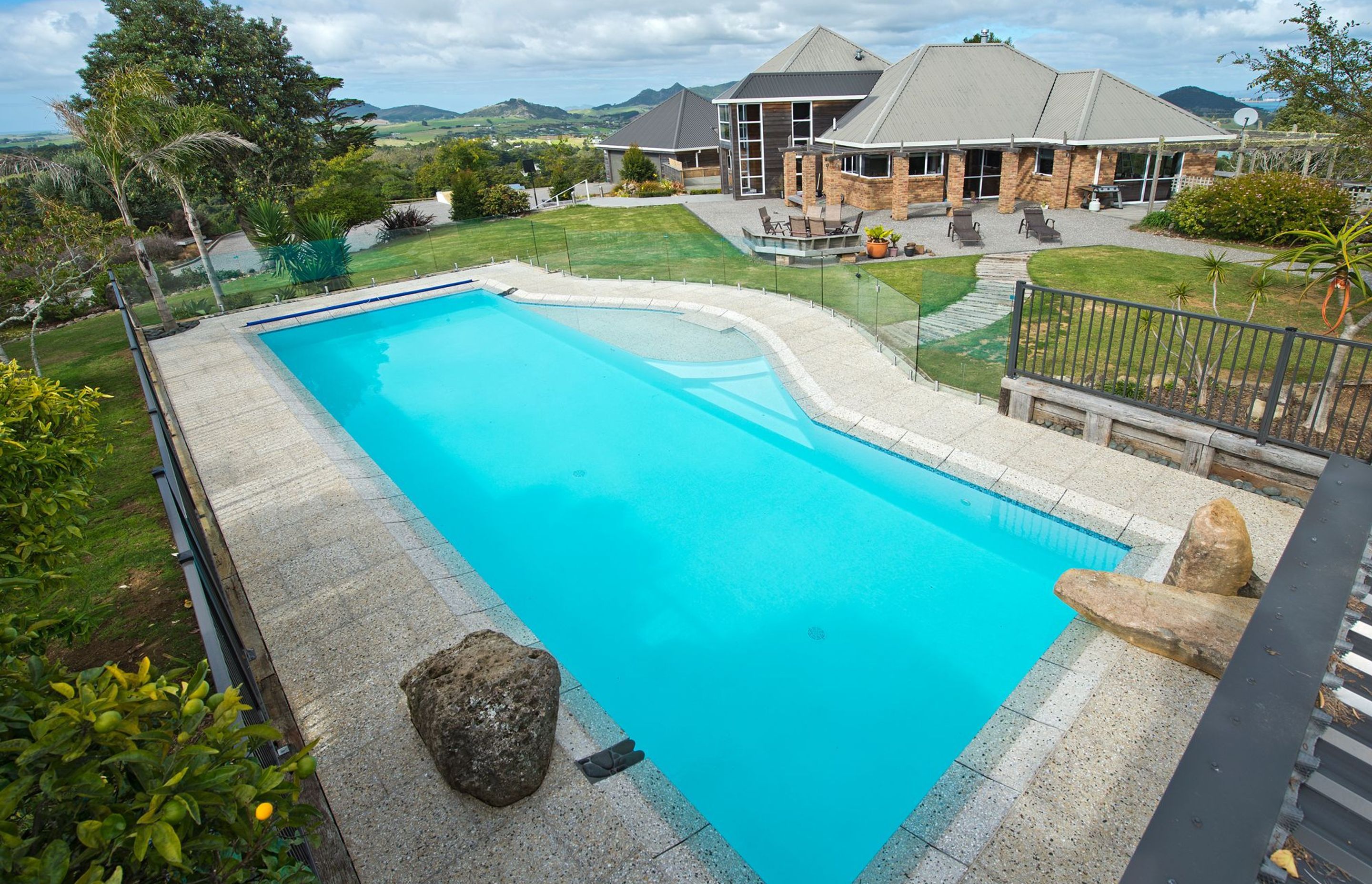 Custom Pool Northland