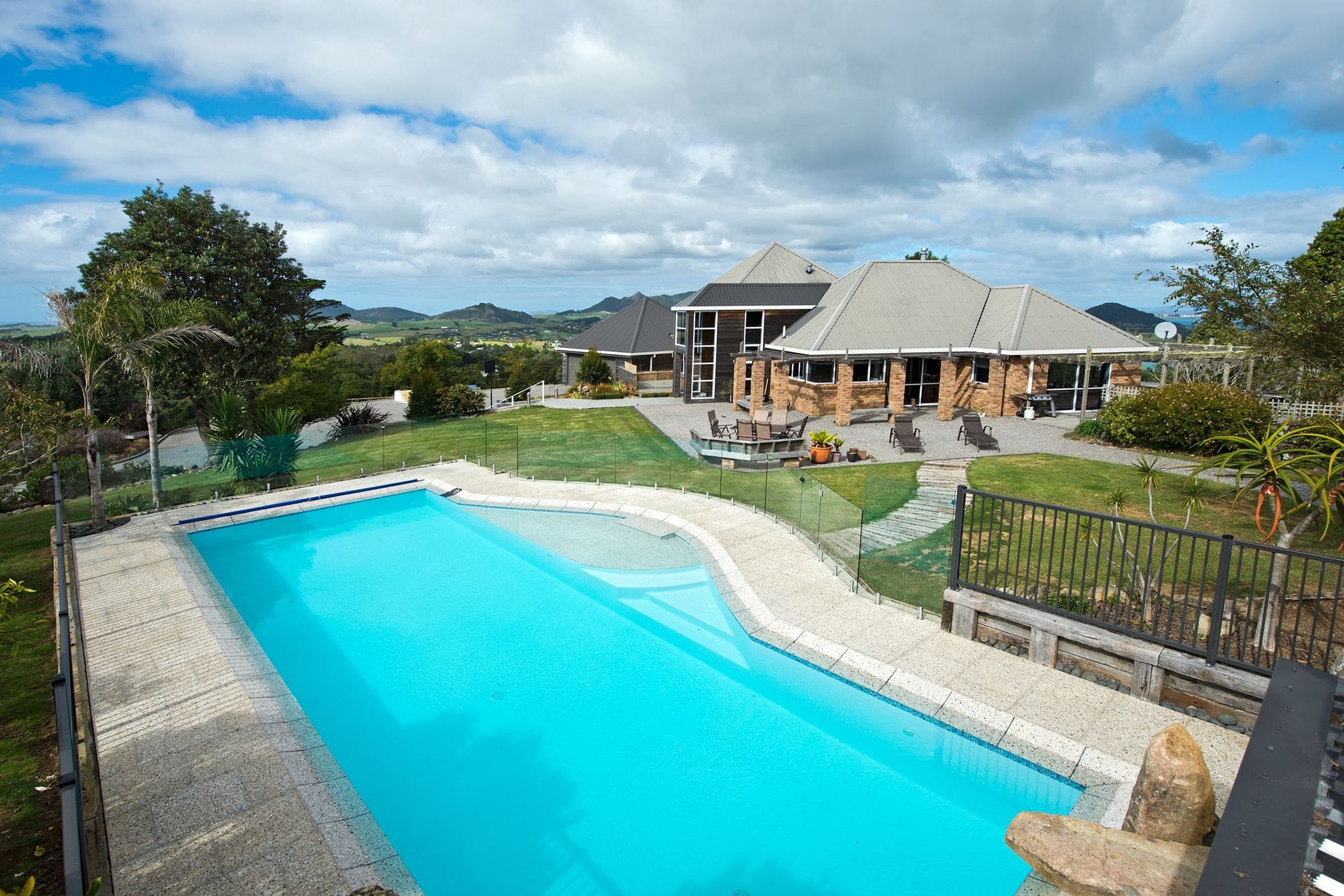 Custom Pool Northland