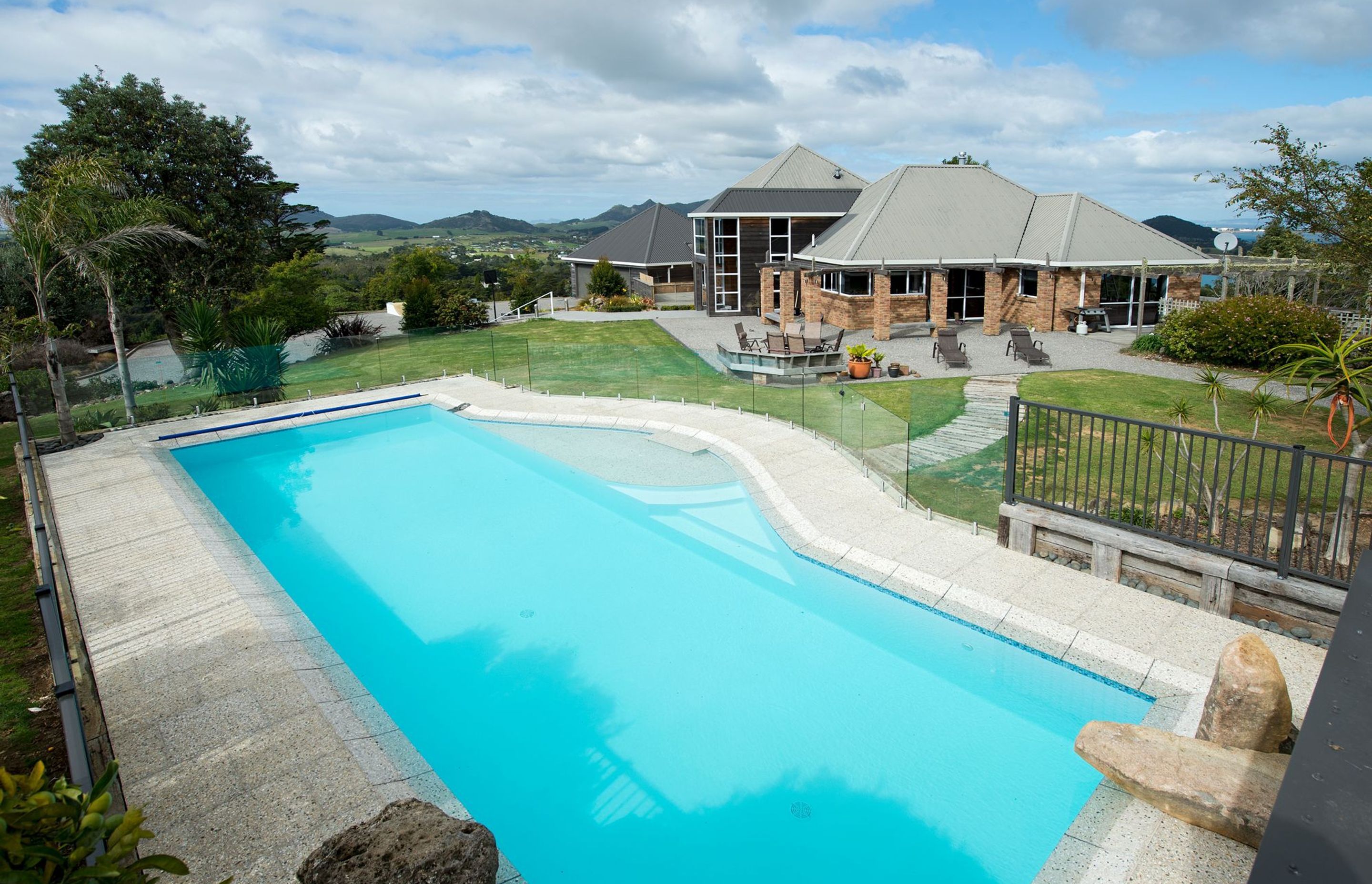 Custom Pool Northland