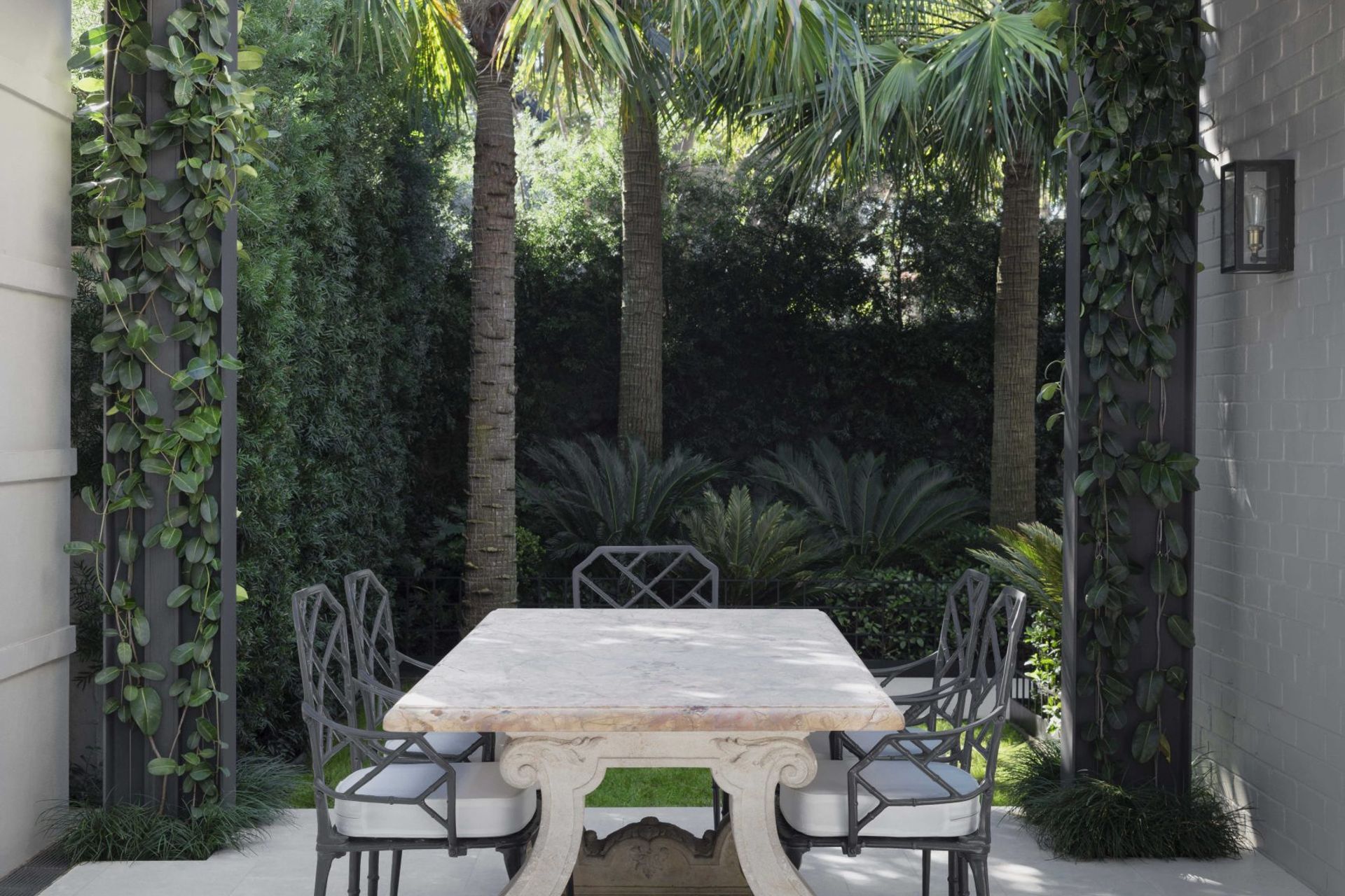 Double Bay Courtyard