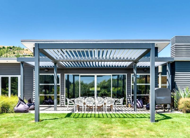 Custom Quadruple Bay Louvre Roof