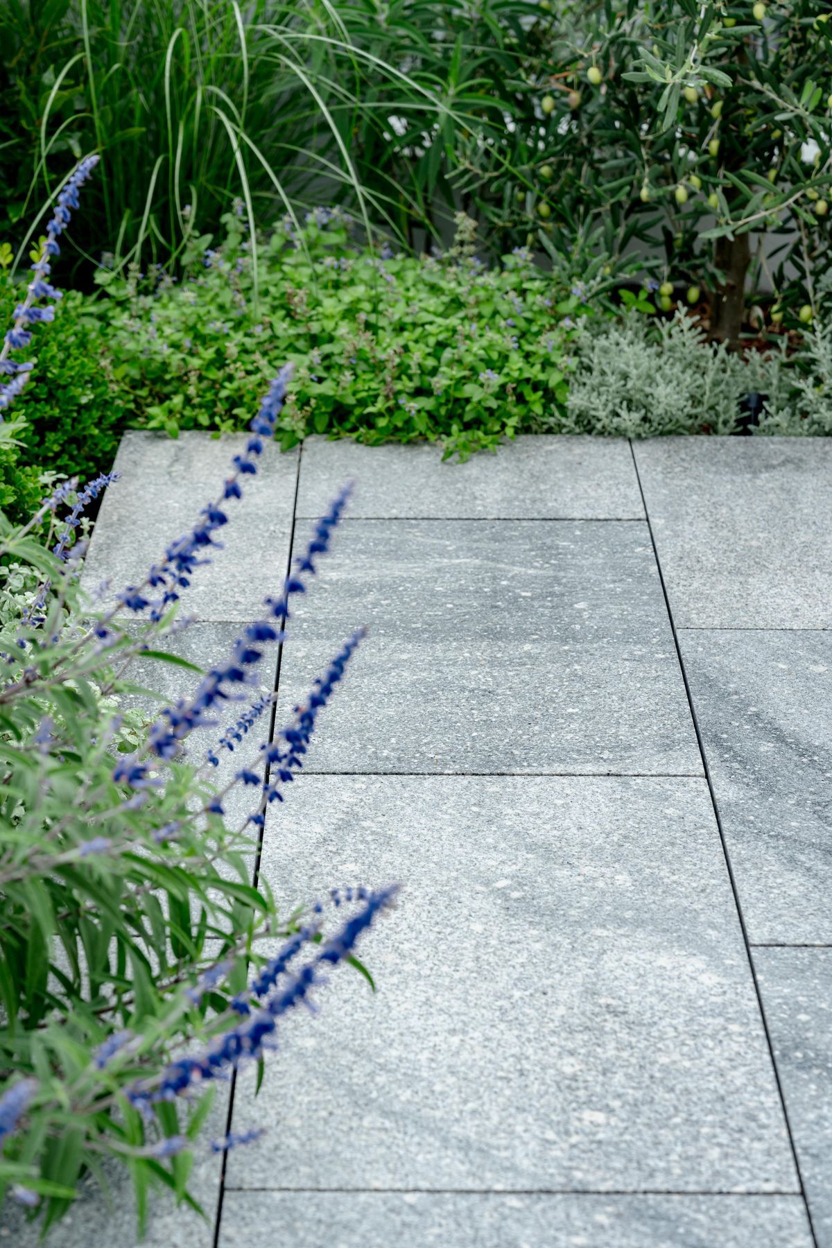 Ocean Grey Granite Alfresco