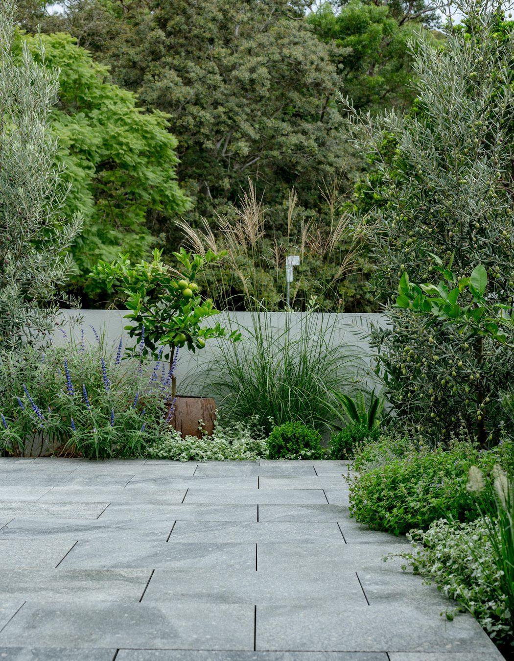 Ocean Grey Granite Alfresco