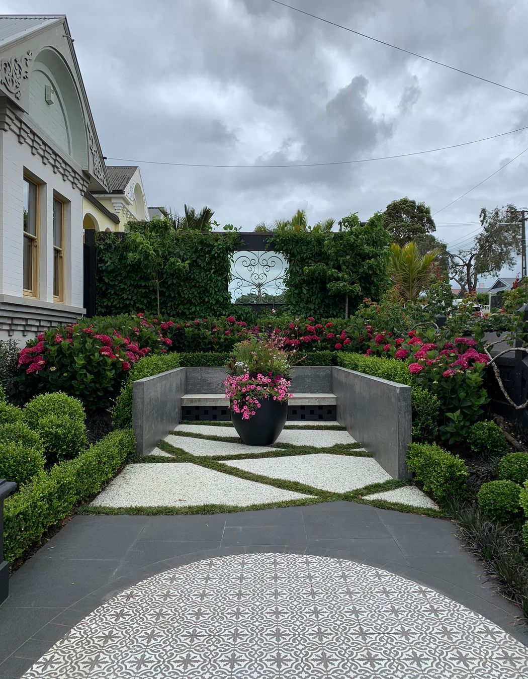 Classical and contemporary courtyard, Mt Eden