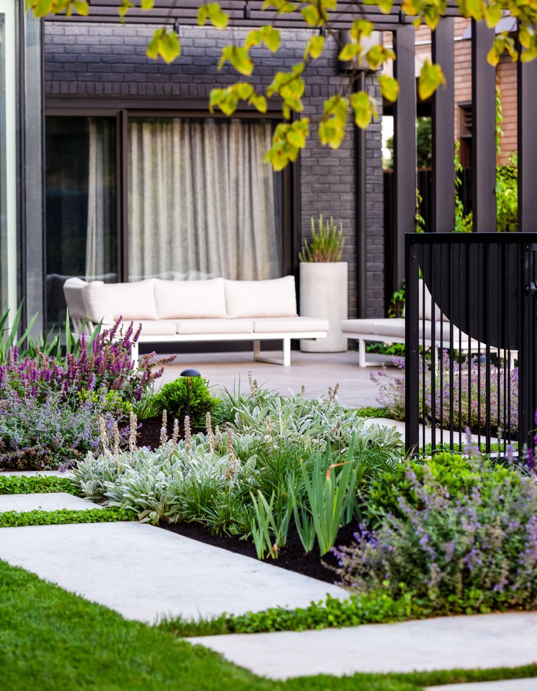 Photography: Erik Holt Photography