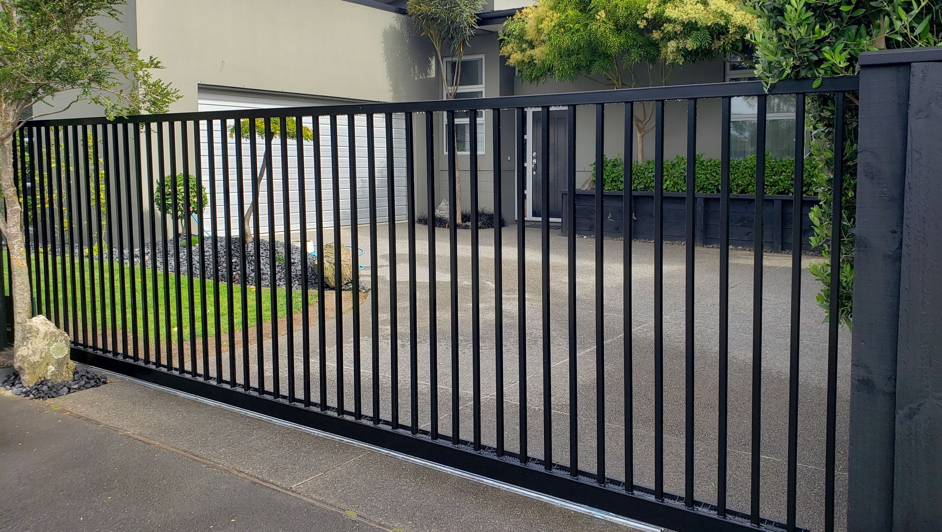 Sliding Gates banner