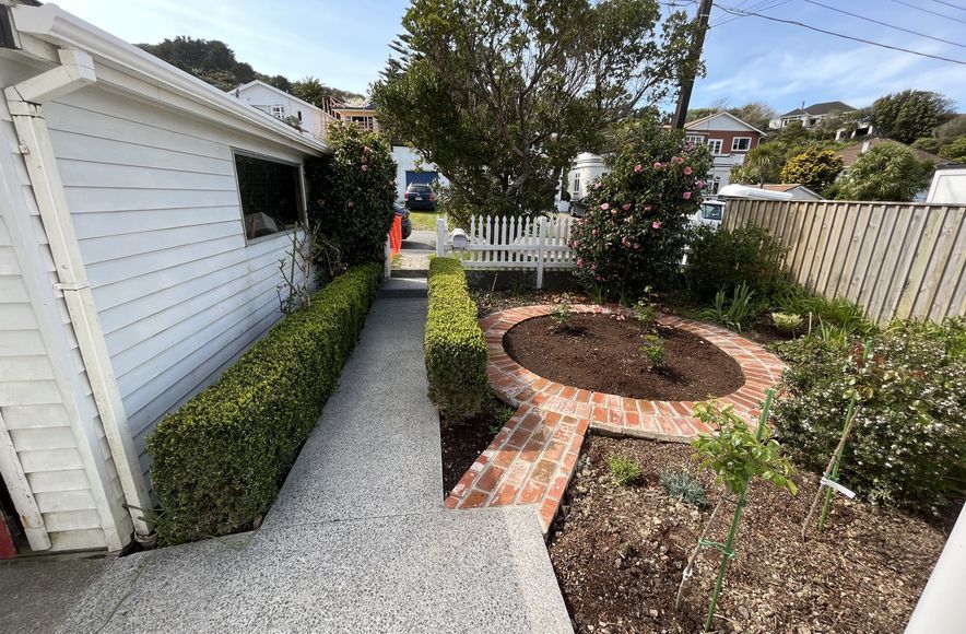 ARO VALLEY - TRADITIONAL ENGLISH GARDEN