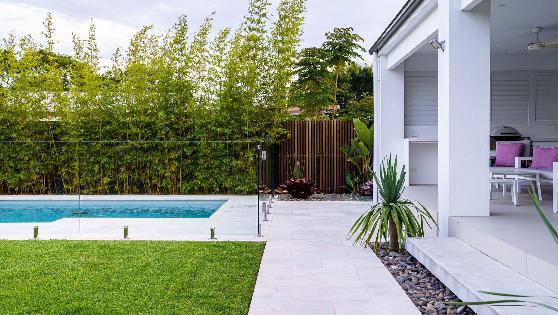 Belmont | Lakeside Luxury banner