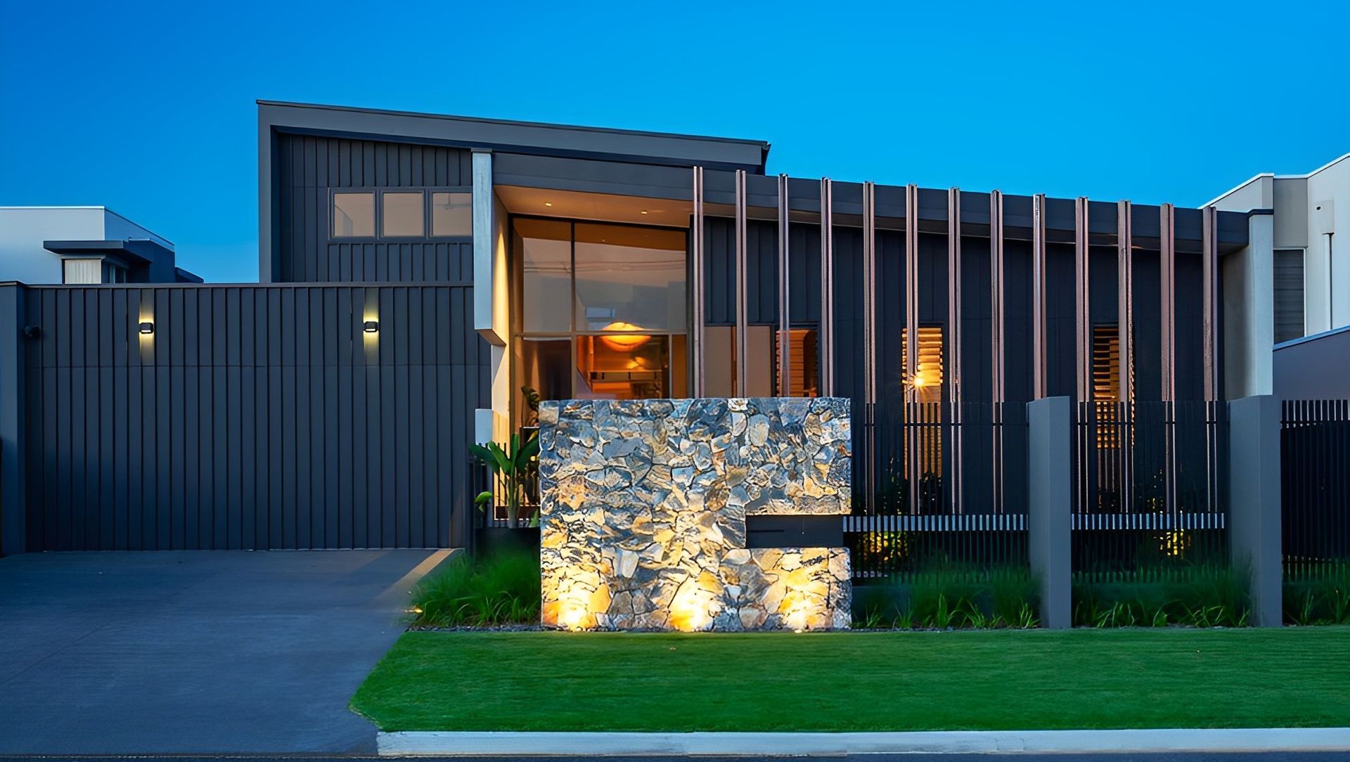 Modern Mooloolaba Residence banner