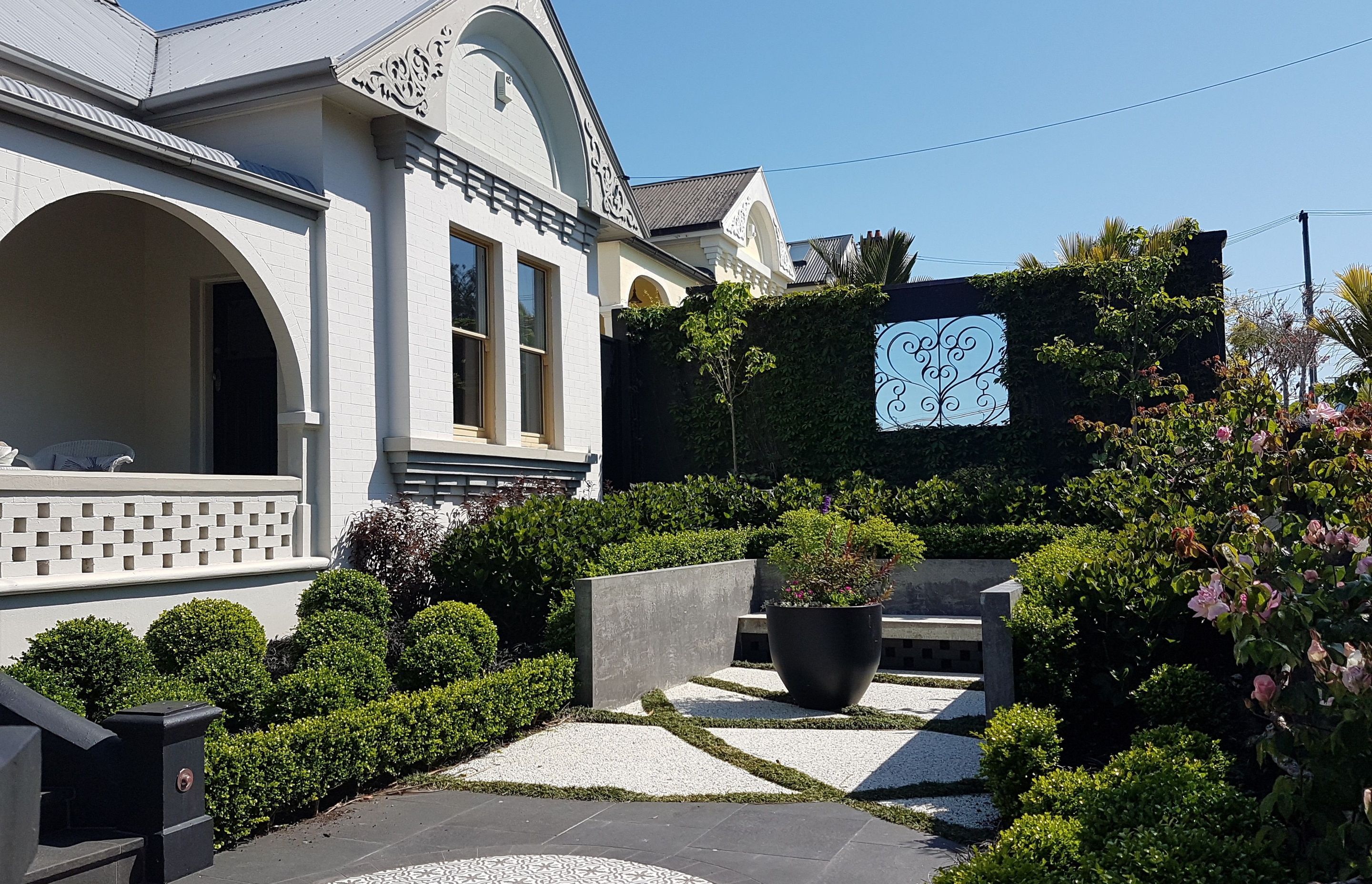 Classical and contemporary courtyard, Mt Eden