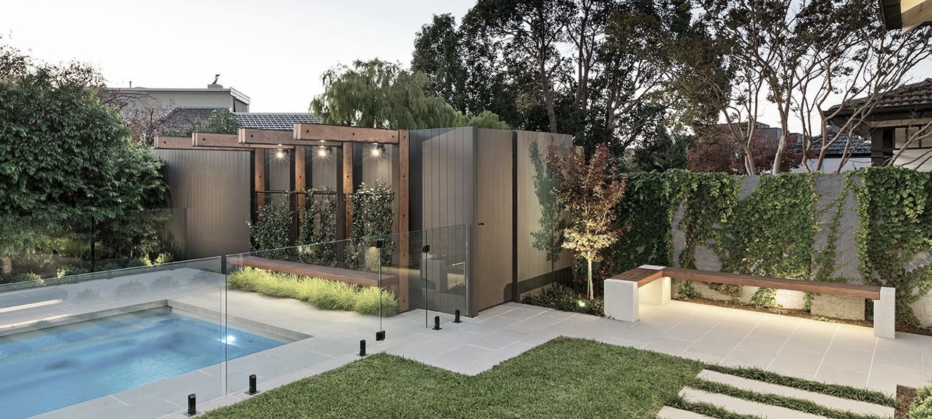 Glen Iris banner