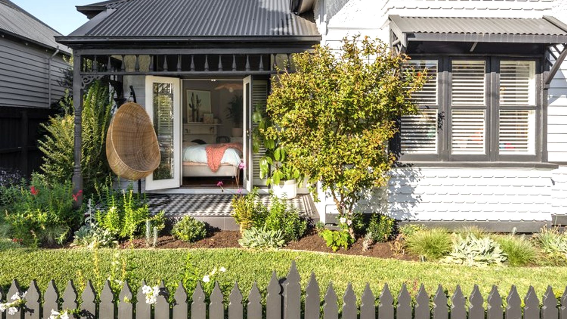 Tuckeroo Landscapes banner